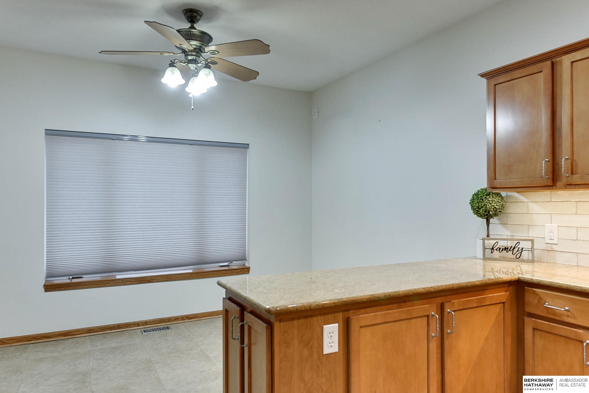 Omaha, Nebraska 68136, United States, 4 Bedrooms Bedrooms, ,3 BathroomsBathrooms,Residential,Pending,8641