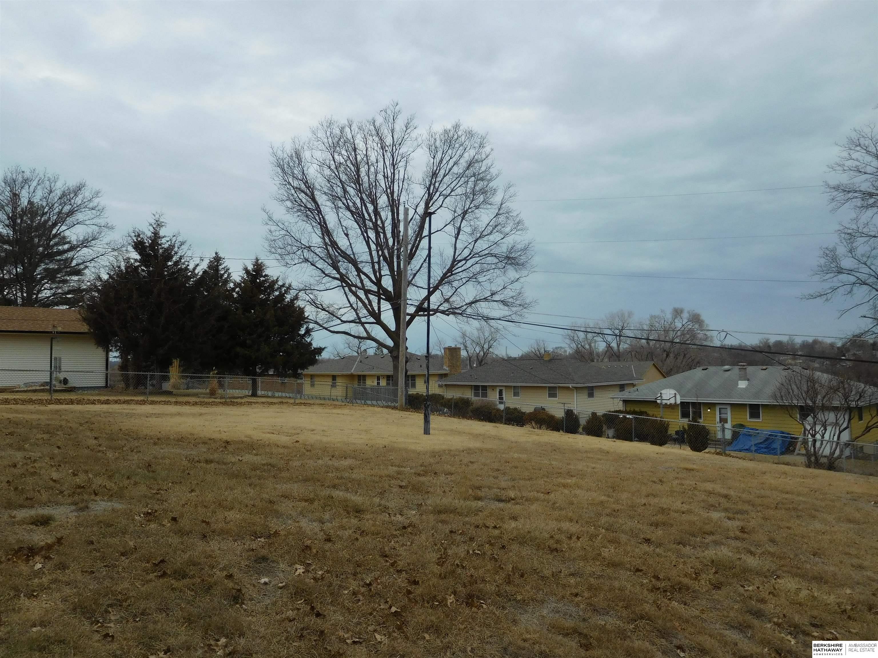 Omaha, Nebraska 68117, United States, 2 Bedrooms Bedrooms, ,2 BathroomsBathrooms,Residential,Pending,8094