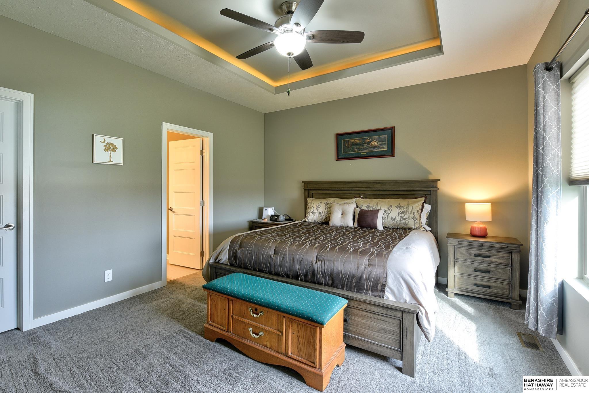 Elkhorn, Nebraska 68022, United States, 3 Bedrooms Bedrooms, ,3 BathroomsBathrooms,Residential,Pending,22183