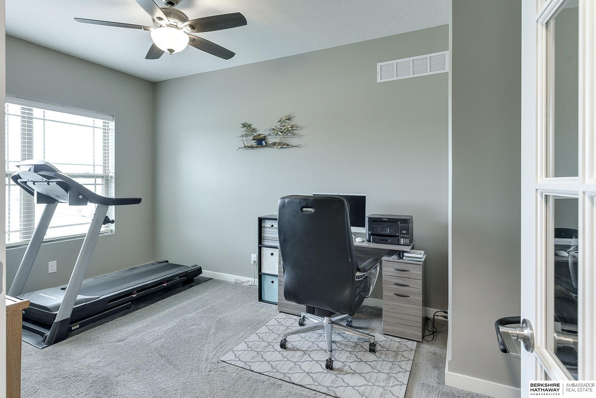 Elkhorn, Nebraska 68022, United States, 3 Bedrooms Bedrooms, ,3 BathroomsBathrooms,Residential,Pending,22183