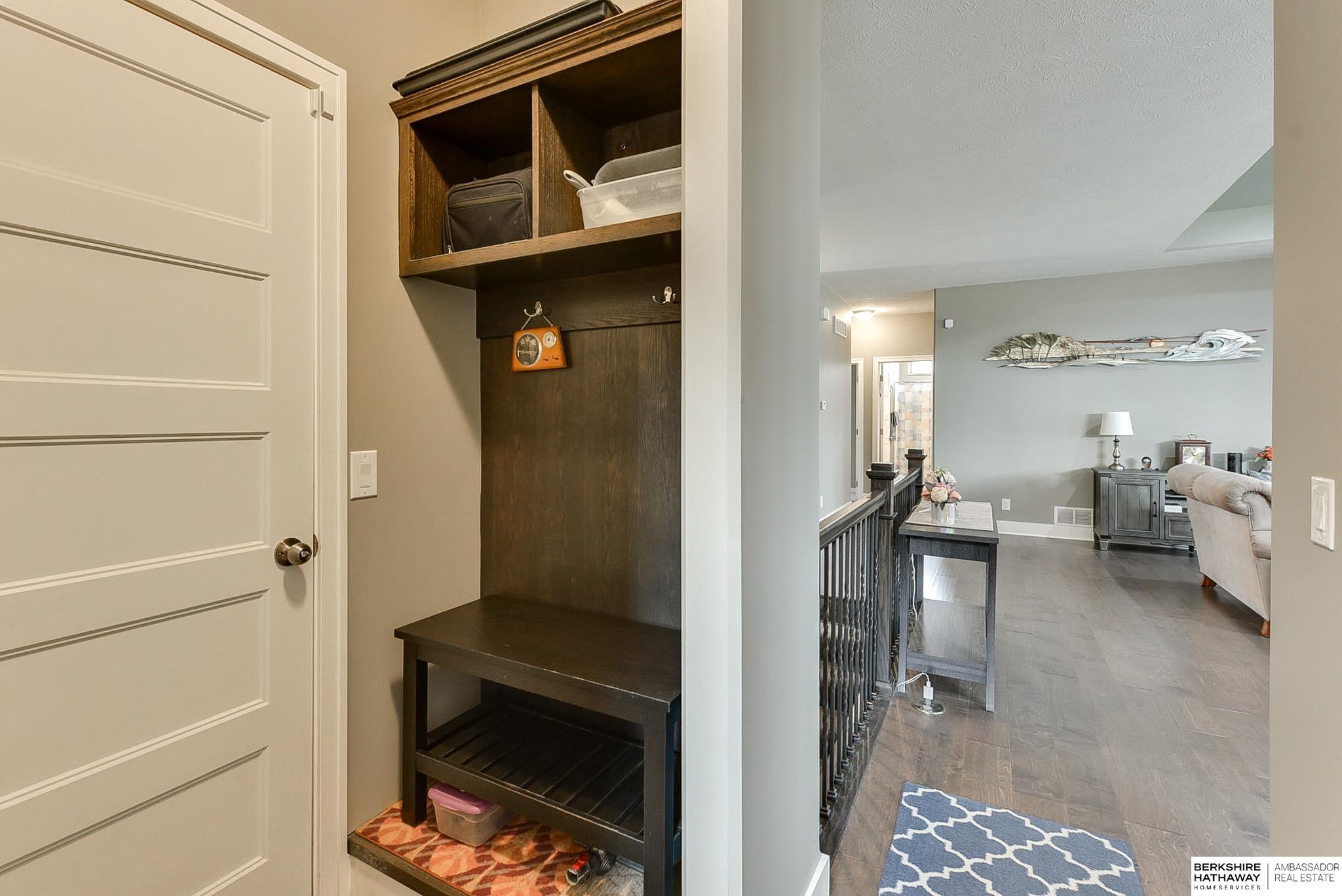 Elkhorn, Nebraska 68022, United States, 3 Bedrooms Bedrooms, ,3 BathroomsBathrooms,Residential,Pending,22183