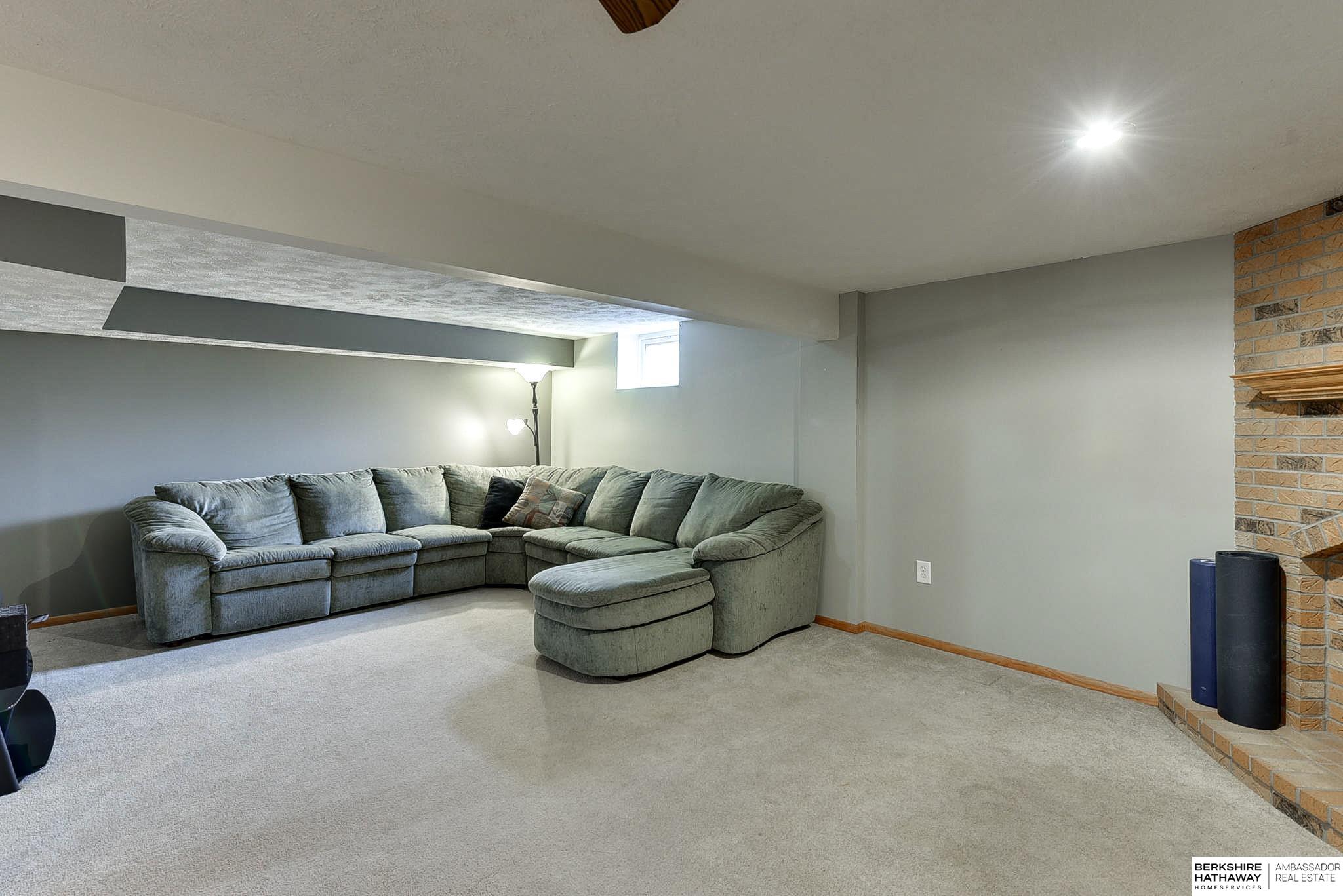 Ceresco, Nebraska 68017, United States, 3 Bedrooms Bedrooms, ,2 BathroomsBathrooms,Residential,Pending,9901