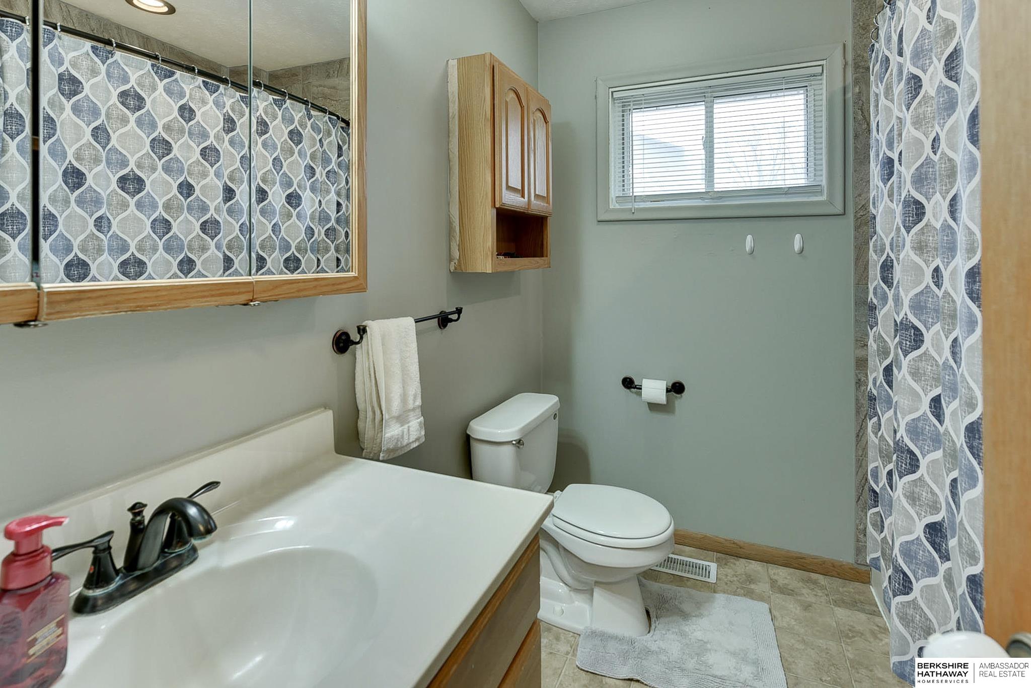 Ceresco, Nebraska 68017, United States, 3 Bedrooms Bedrooms, ,2 BathroomsBathrooms,Residential,Pending,9901