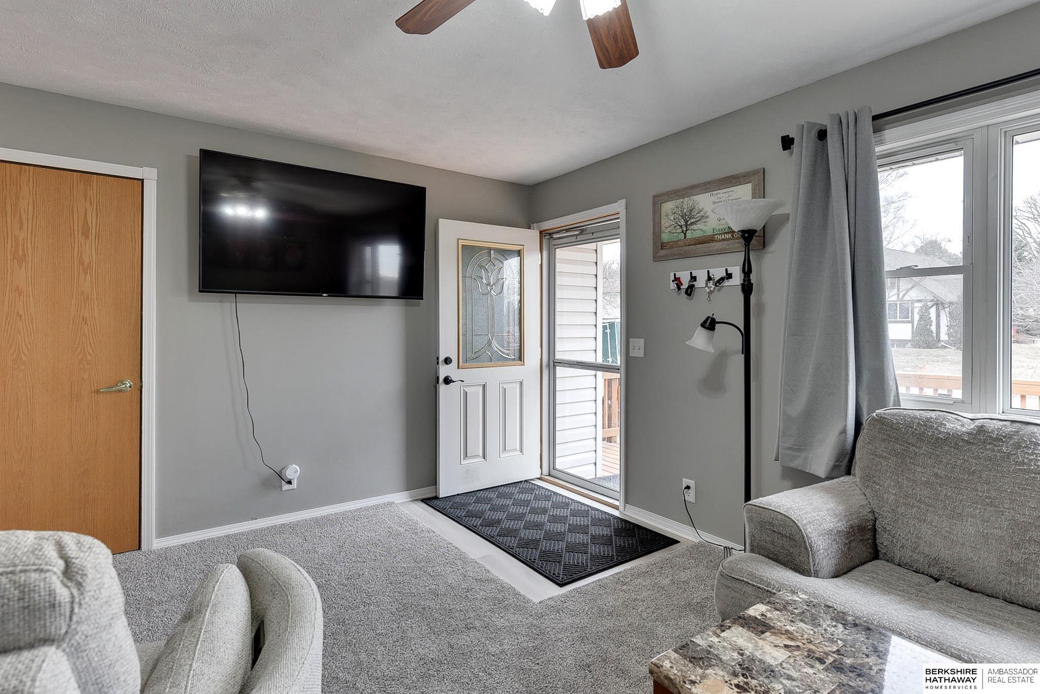 Ceresco, Nebraska 68017, United States, 3 Bedrooms Bedrooms, ,2 BathroomsBathrooms,Residential,Pending,9901