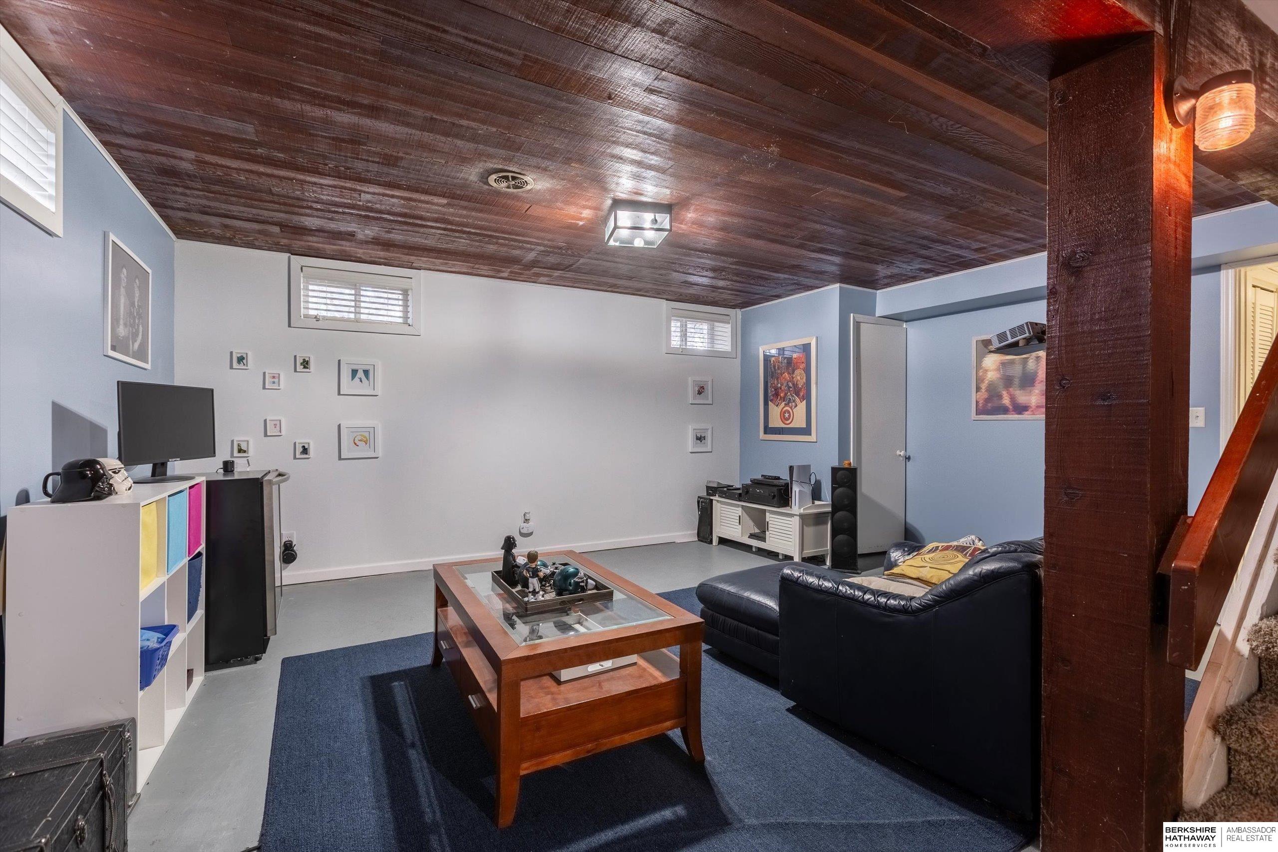 Omaha, Nebraska 68132, United States, 3 Bedrooms Bedrooms, ,3 BathroomsBathrooms,Residential,Pending,110855