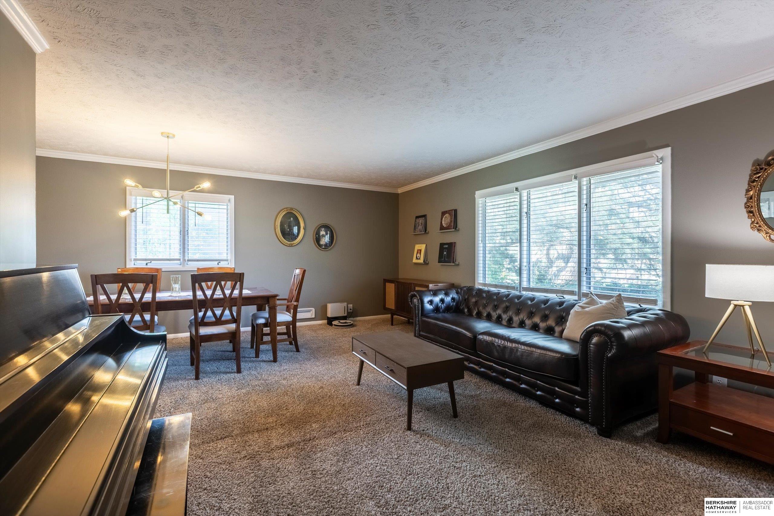 Omaha, Nebraska 68132, United States, 3 Bedrooms Bedrooms, ,3 BathroomsBathrooms,Residential,Pending,110855