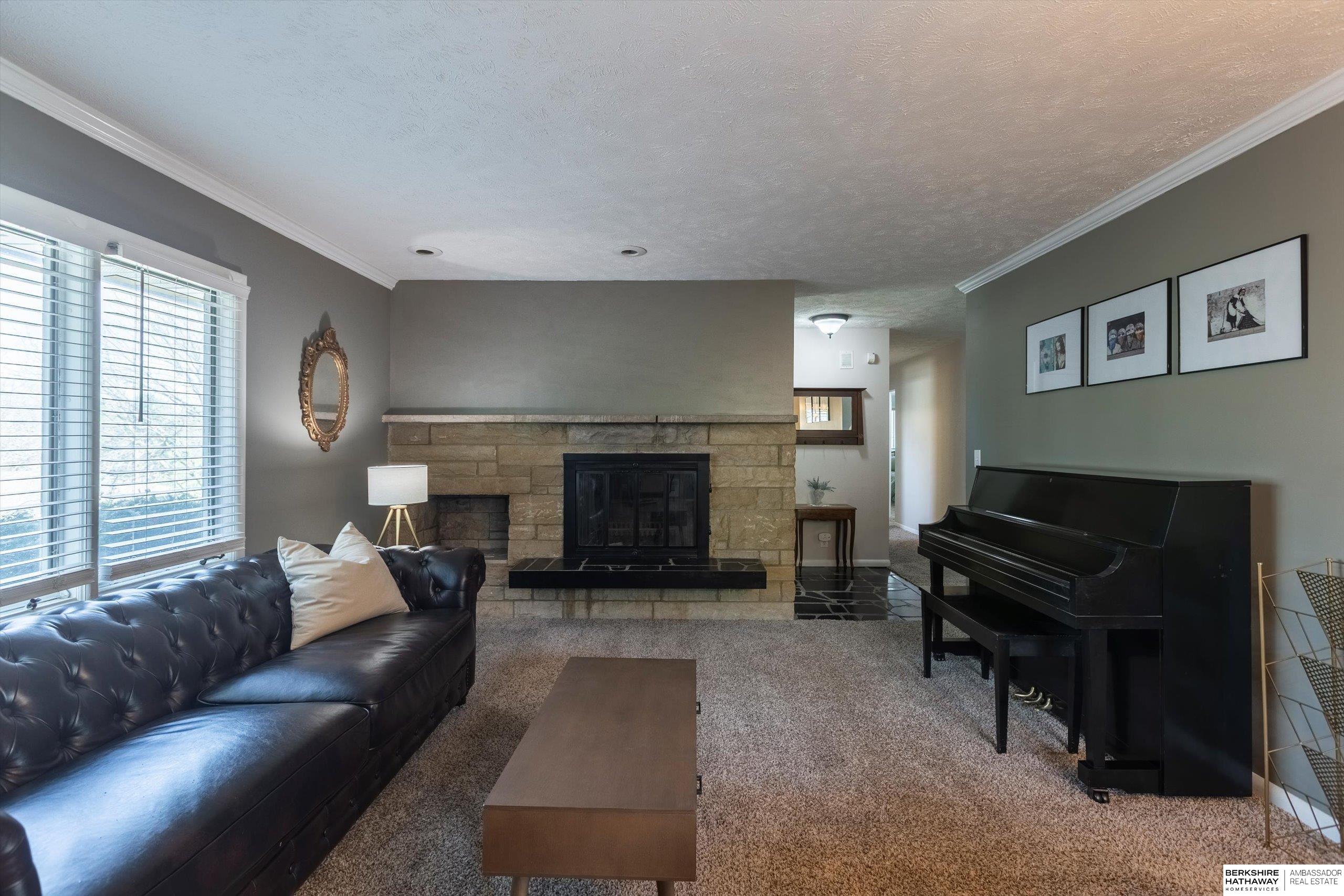 Omaha, Nebraska 68132, United States, 3 Bedrooms Bedrooms, ,3 BathroomsBathrooms,Residential,Pending,110855