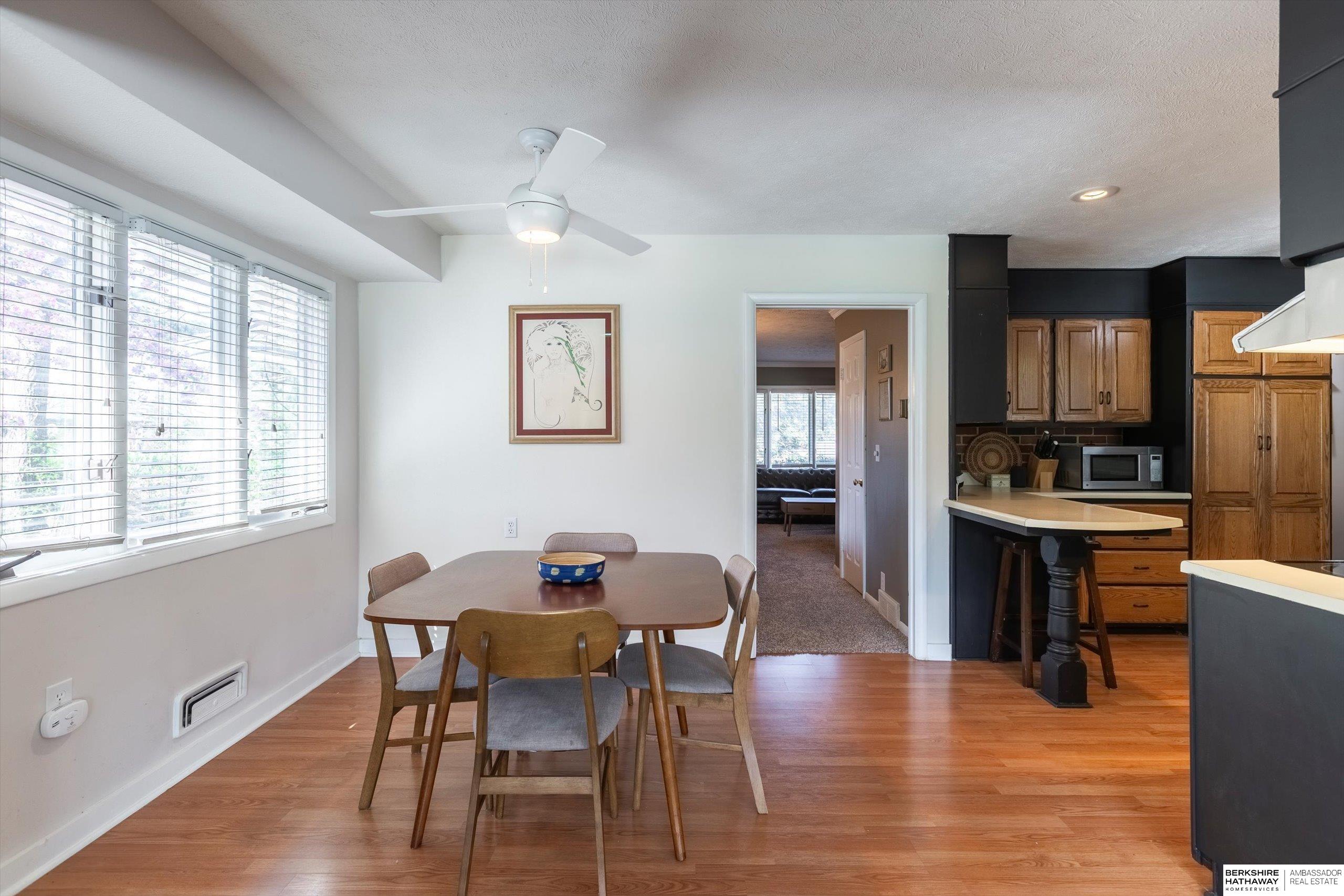 Omaha, Nebraska 68132, United States, 3 Bedrooms Bedrooms, ,3 BathroomsBathrooms,Residential,Pending,110855