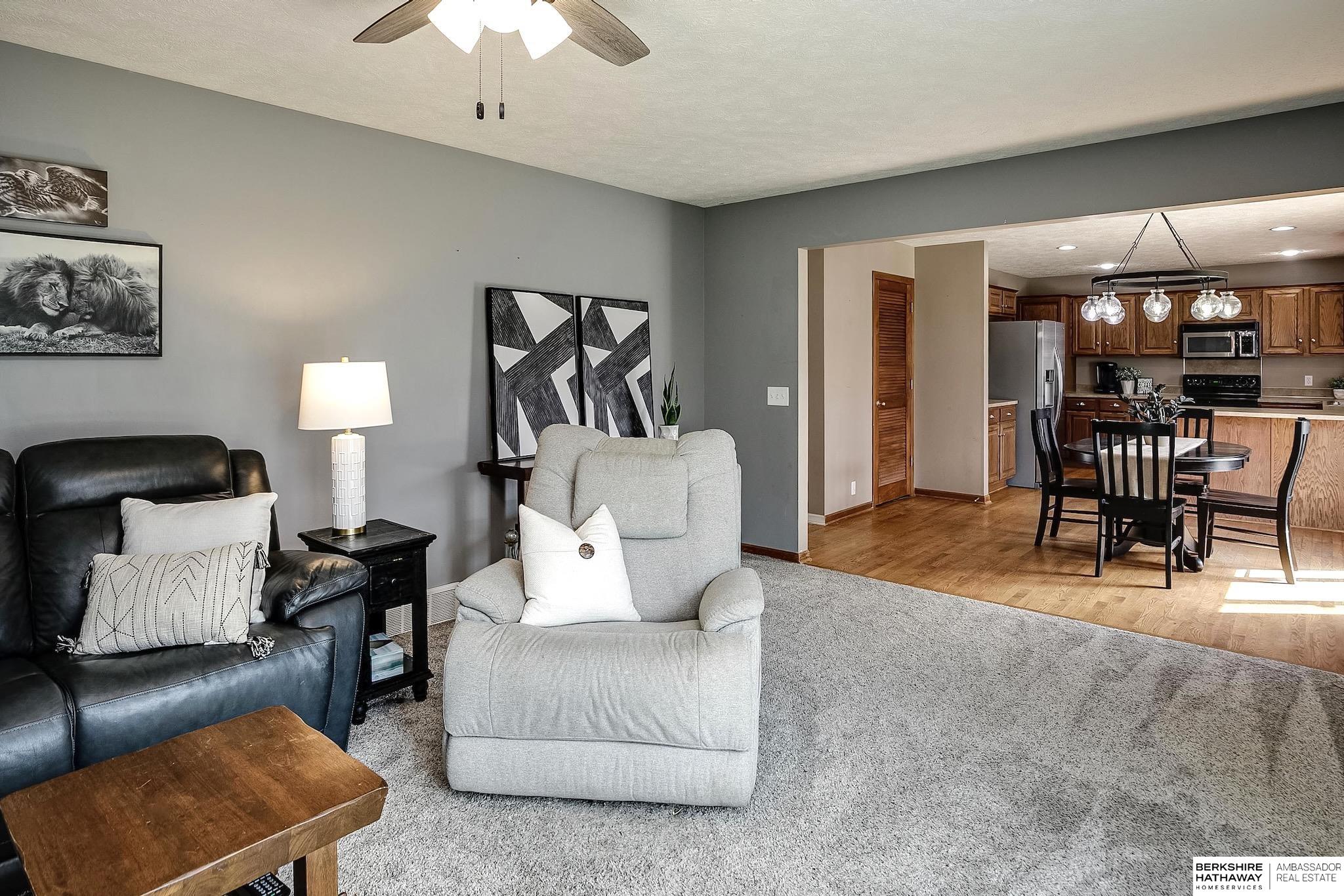 Omaha, Nebraska 68116, United States, 4 Bedrooms Bedrooms, ,3 BathroomsBathrooms,Residential,Active,96704