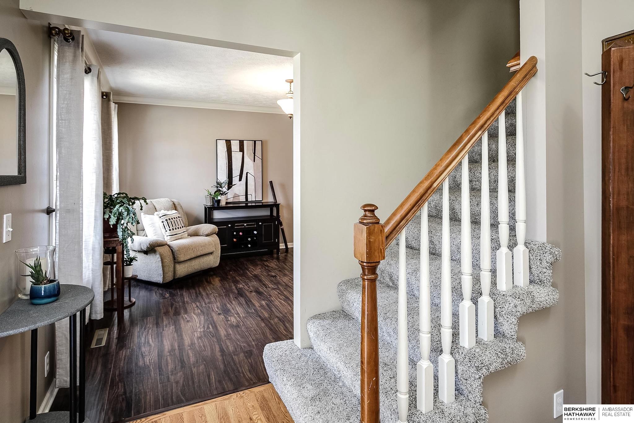 Omaha, Nebraska 68116, United States, 4 Bedrooms Bedrooms, ,3 BathroomsBathrooms,Residential,Active,96704