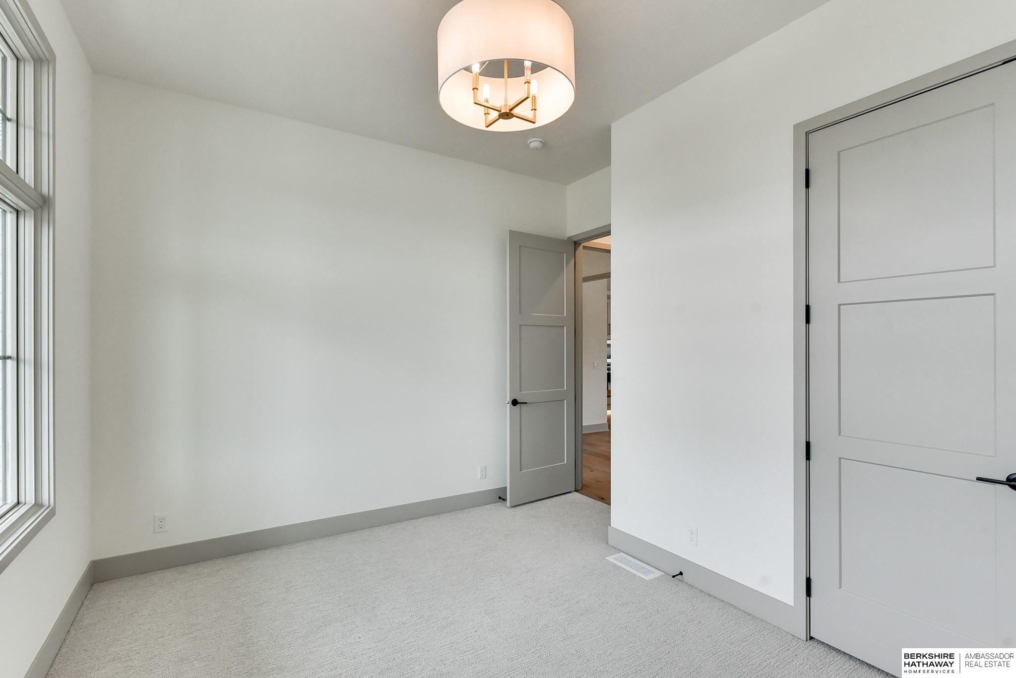 Omaha, Nebraska 68138, United States, 4 Bedrooms Bedrooms, ,3 BathroomsBathrooms,Residential,Active,40630