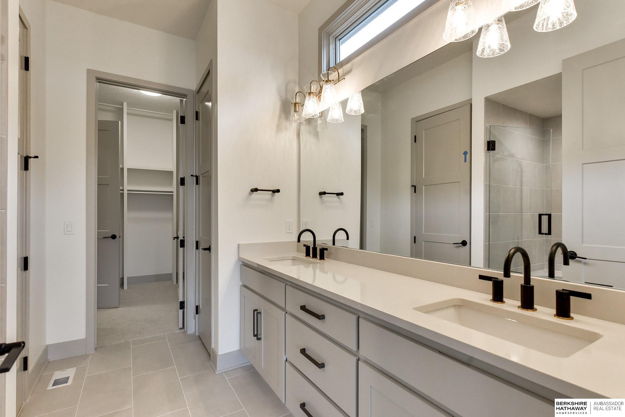 Omaha, Nebraska 68138, United States, 4 Bedrooms Bedrooms, ,3 BathroomsBathrooms,Residential,Active,40630