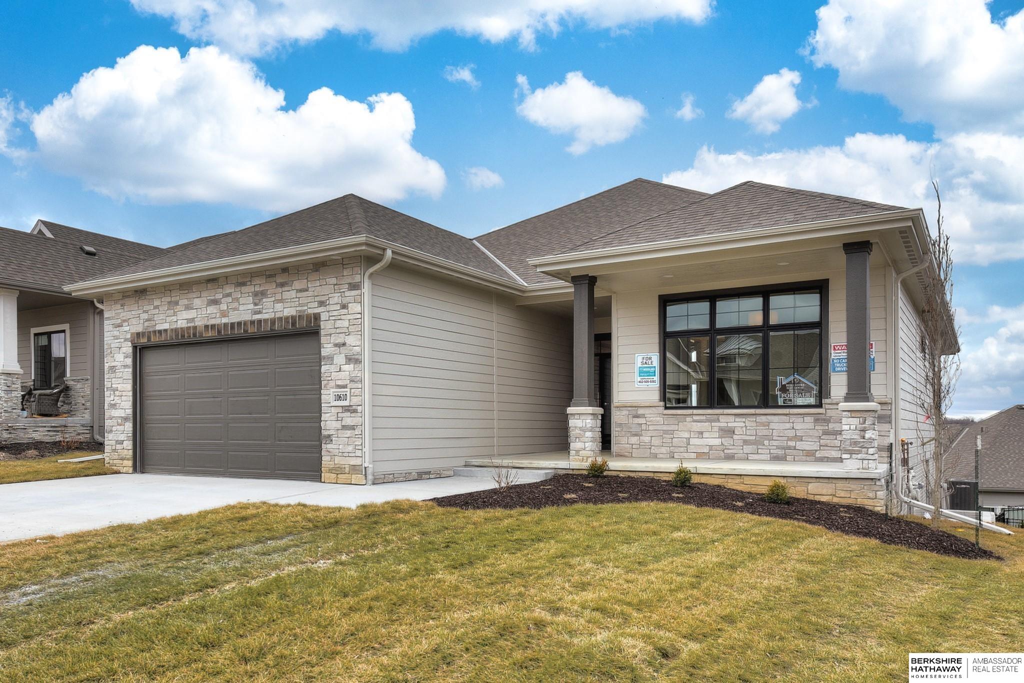 Omaha, Nebraska 68138, United States, 4 Bedrooms Bedrooms, ,3 BathroomsBathrooms,Residential,Active,40630