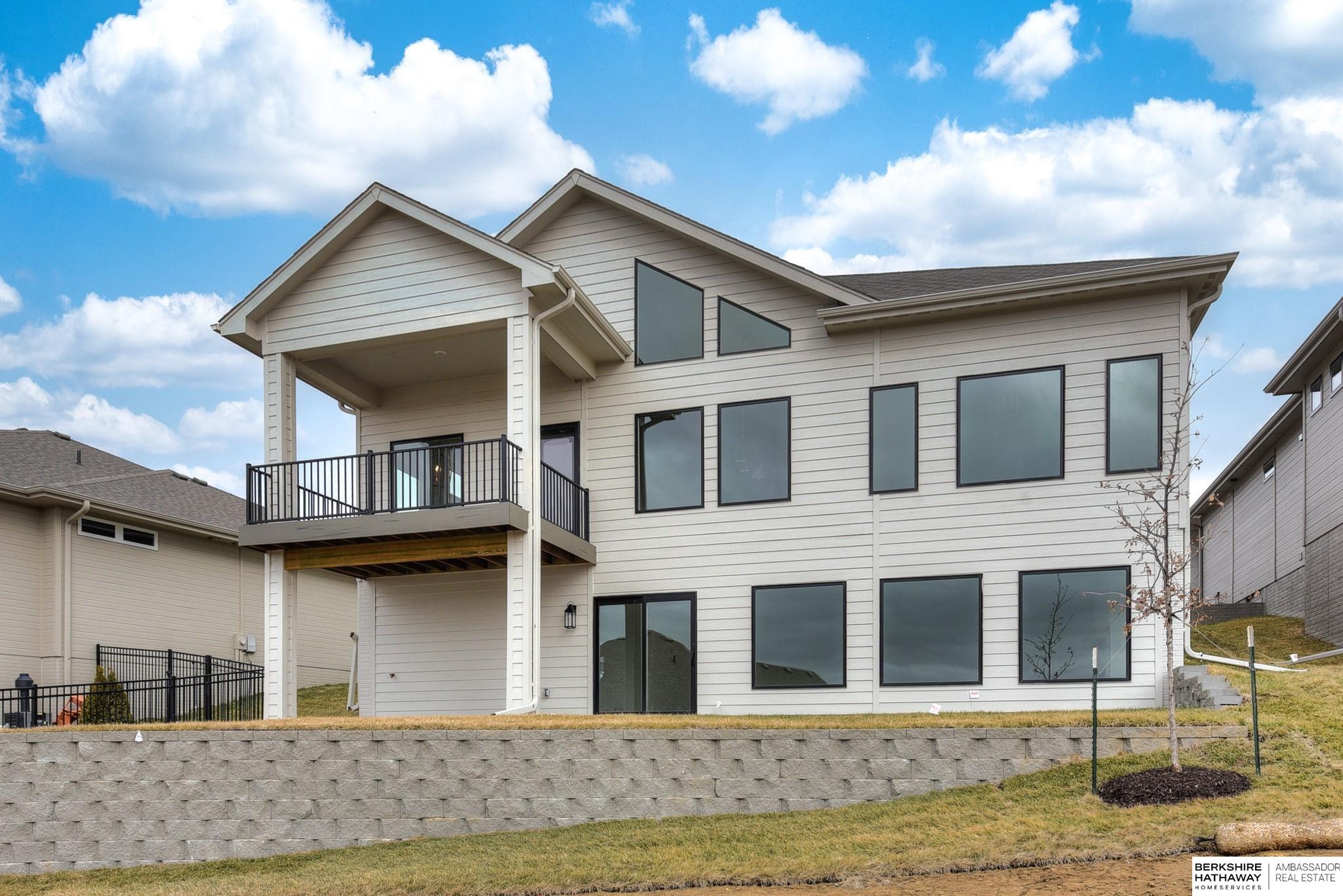 Omaha, Nebraska 68138, United States, 4 Bedrooms Bedrooms, ,3 BathroomsBathrooms,Residential,Active,40630