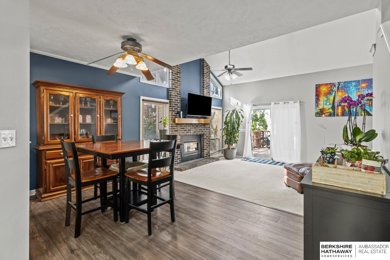 Omaha, Nebraska 68135, United States, 3 Bedrooms Bedrooms, ,3 BathroomsBathrooms,Residential,Pending,120039