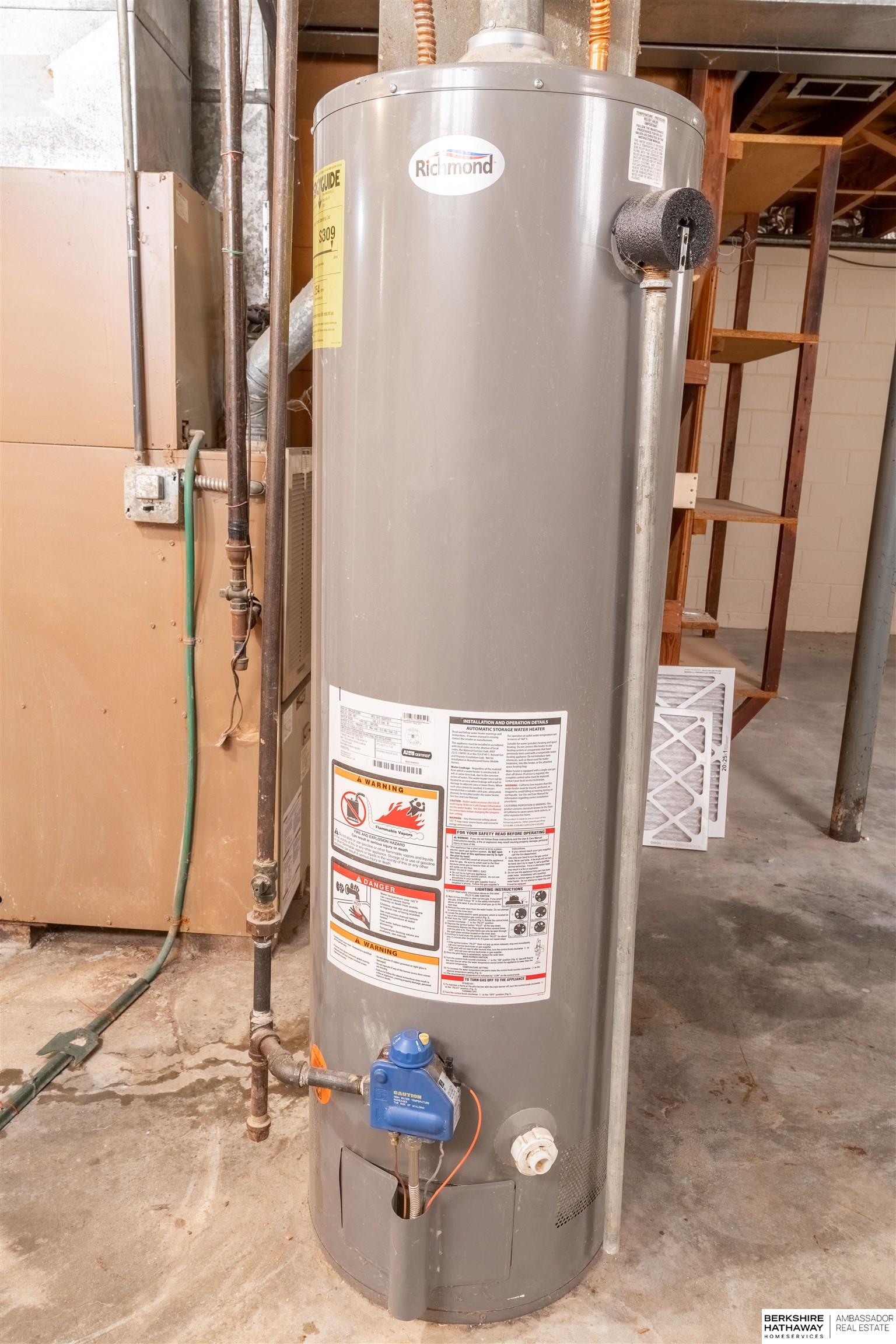 Omaha, Nebraska 68124, United States, 3 Bedrooms Bedrooms, ,2 BathroomsBathrooms,Residential,Pending,100482