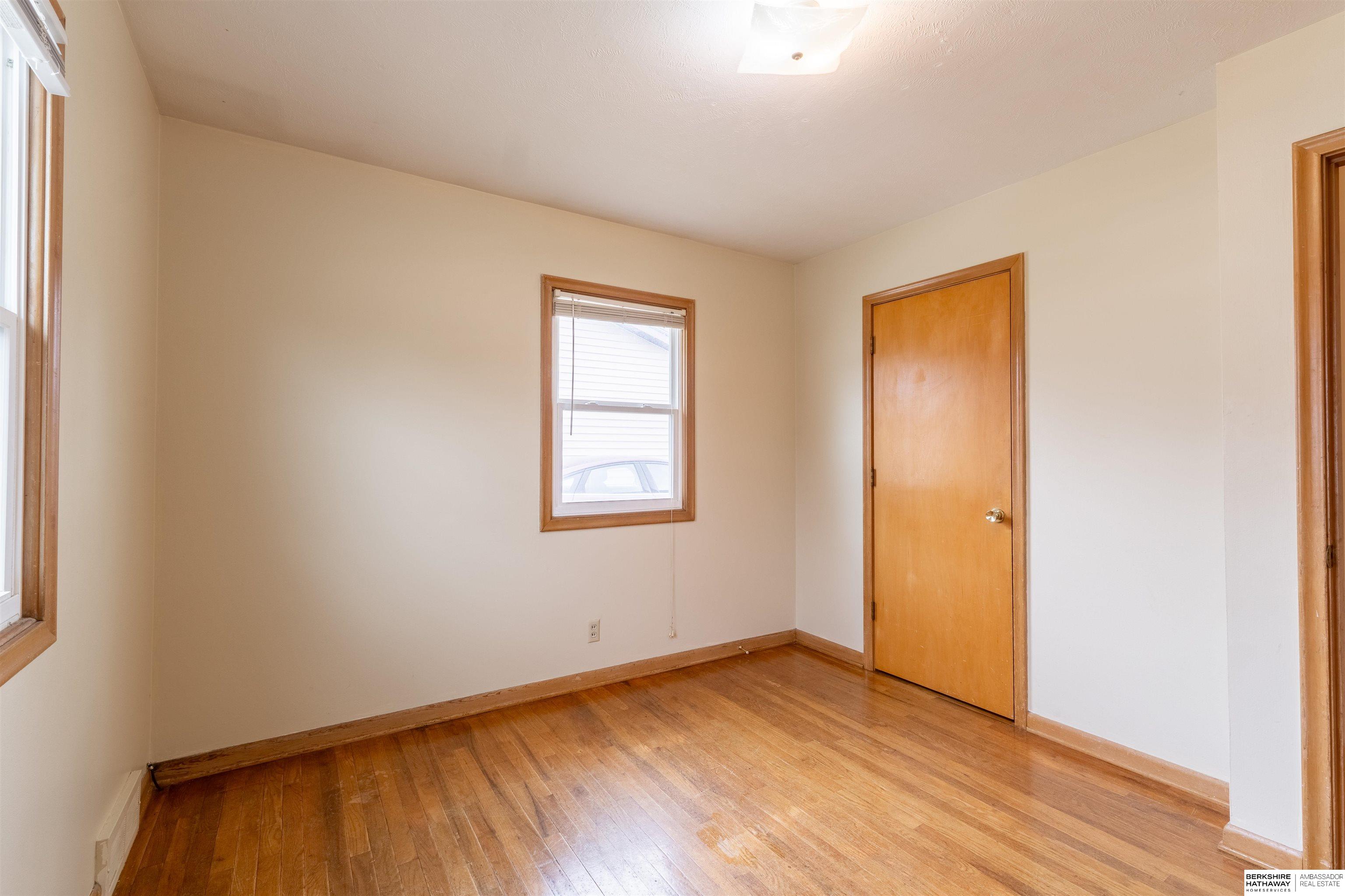 Omaha, Nebraska 68124, United States, 3 Bedrooms Bedrooms, ,2 BathroomsBathrooms,Residential,Pending,100482