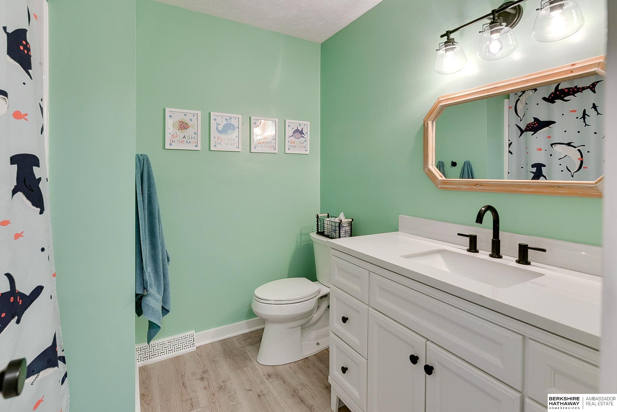 Elkhorn, Nebraska 68022, United States, 4 Bedrooms Bedrooms, ,3 BathroomsBathrooms,Residential,Pending,105746