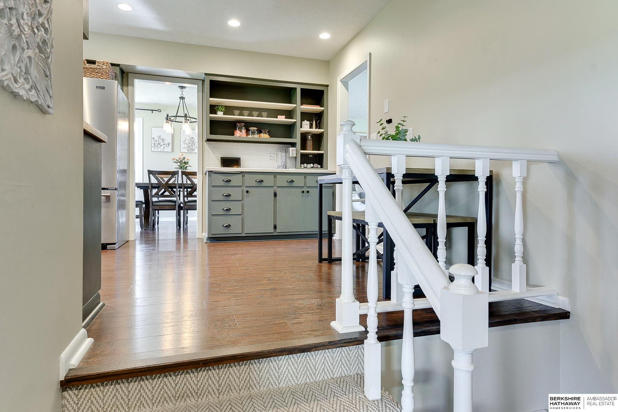 Elkhorn, Nebraska 68022, United States, 4 Bedrooms Bedrooms, ,3 BathroomsBathrooms,Residential,Pending,105746