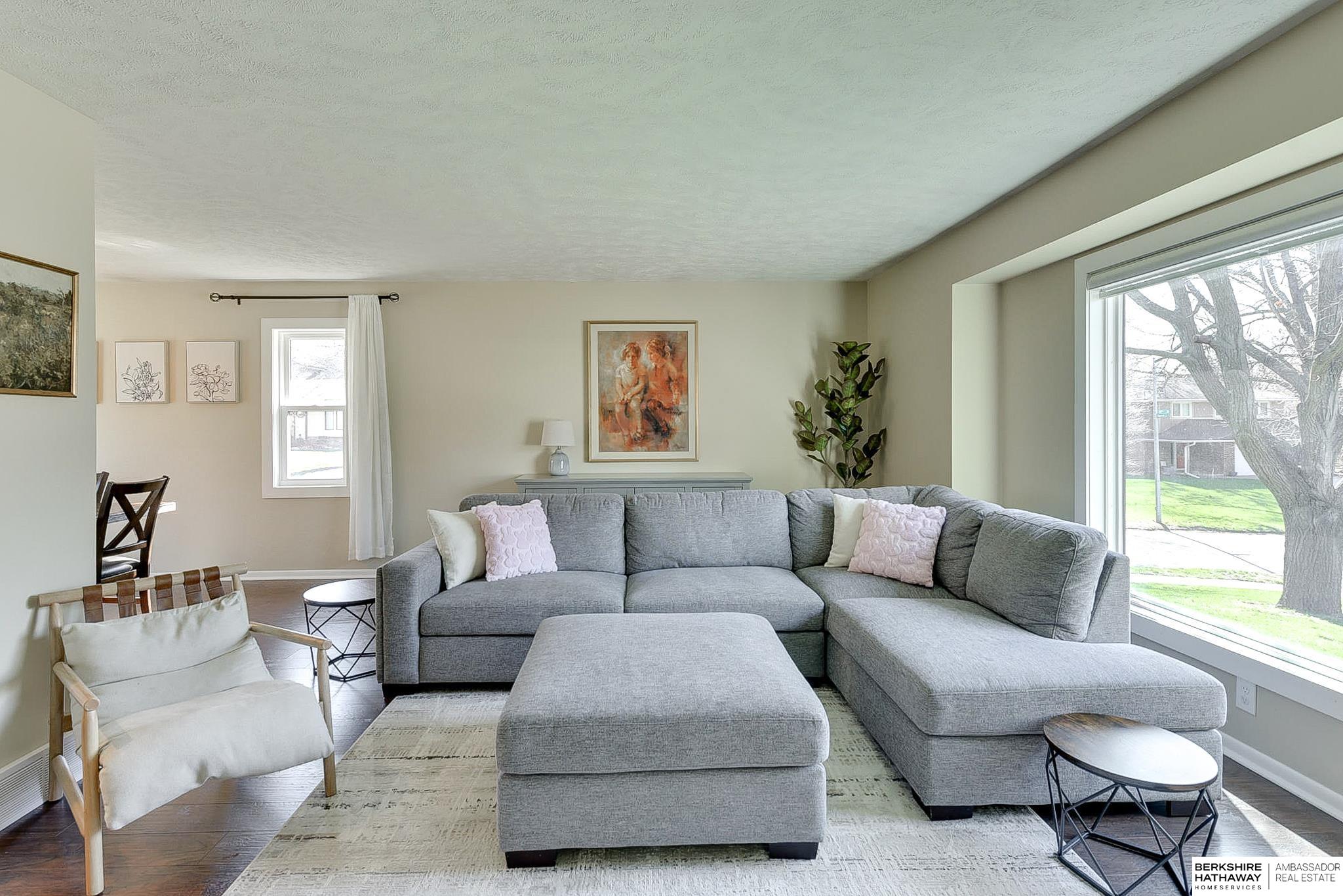 Elkhorn, Nebraska 68022, United States, 4 Bedrooms Bedrooms, ,3 BathroomsBathrooms,Residential,Pending,105746