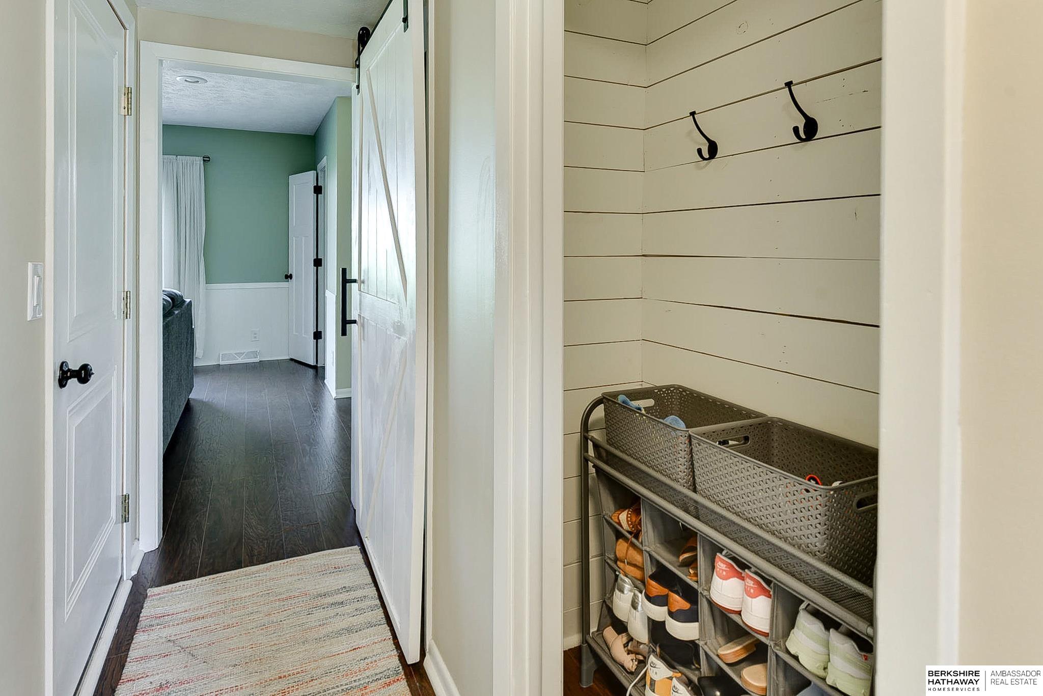 Elkhorn, Nebraska 68022, United States, 4 Bedrooms Bedrooms, ,3 BathroomsBathrooms,Residential,Pending,105746