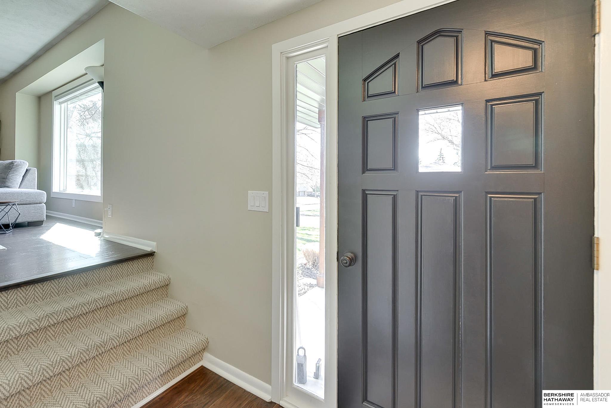 Elkhorn, Nebraska 68022, United States, 4 Bedrooms Bedrooms, ,3 BathroomsBathrooms,Residential,Pending,105746