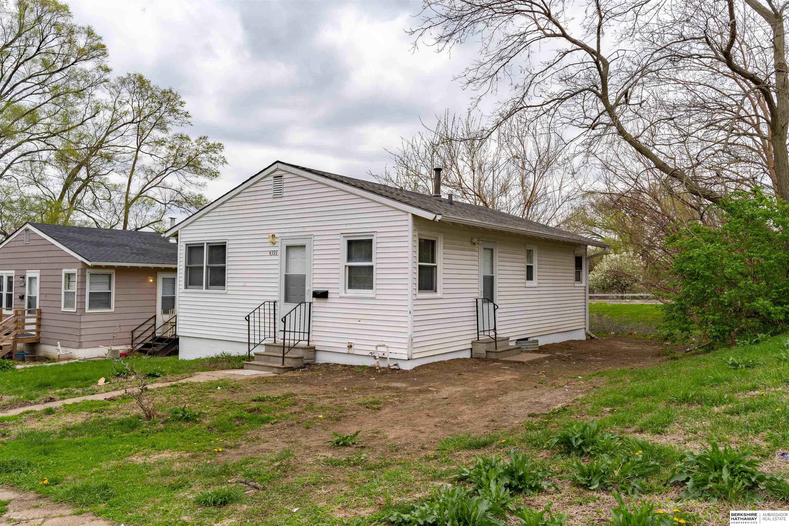 Omaha, Nebraska 68111, United States, 3 Bedrooms Bedrooms, ,1 BathroomBathrooms,Residential,Pending,115294