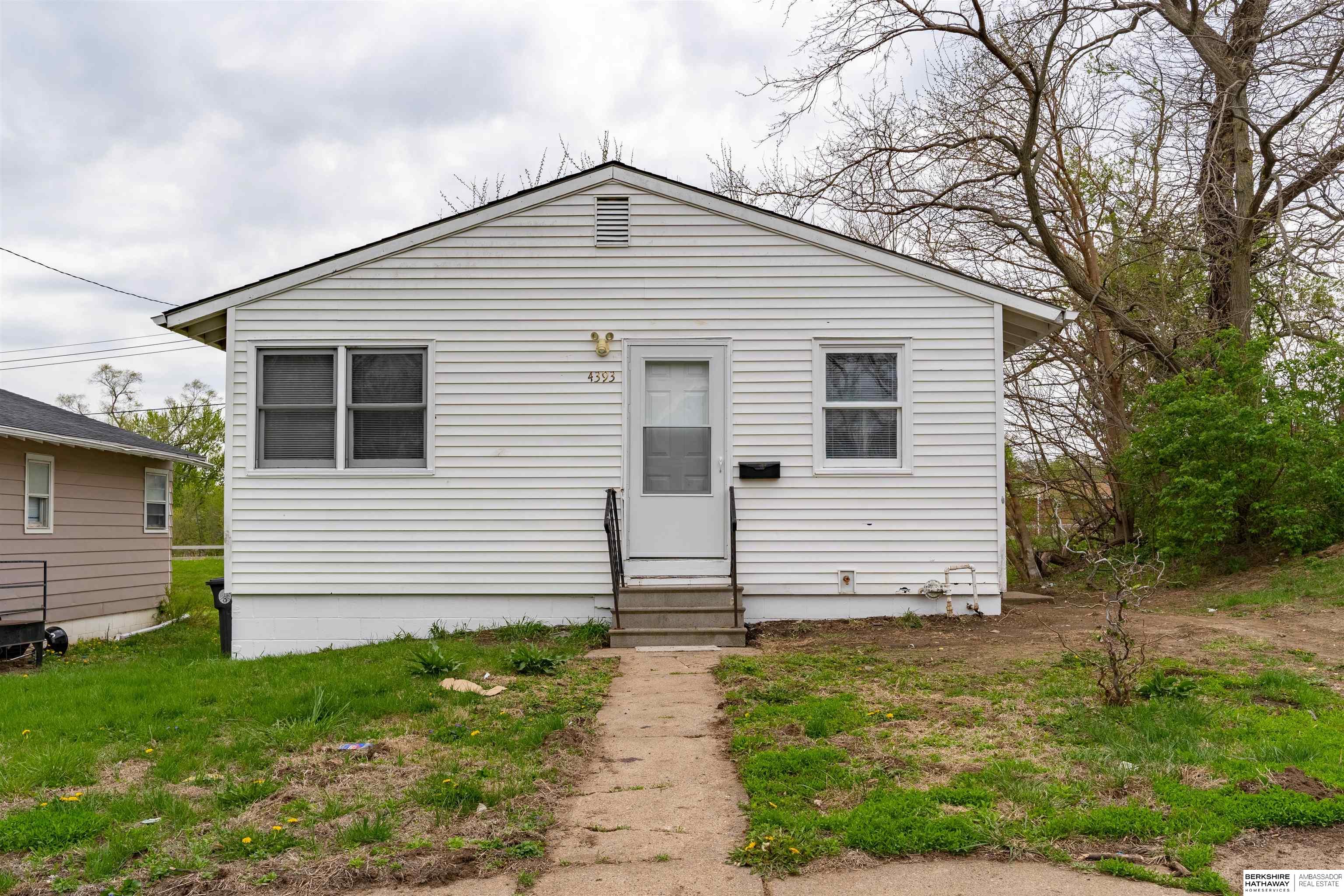 Omaha, Nebraska 68111, United States, 3 Bedrooms Bedrooms, ,1 BathroomBathrooms,Residential,Pending,115294