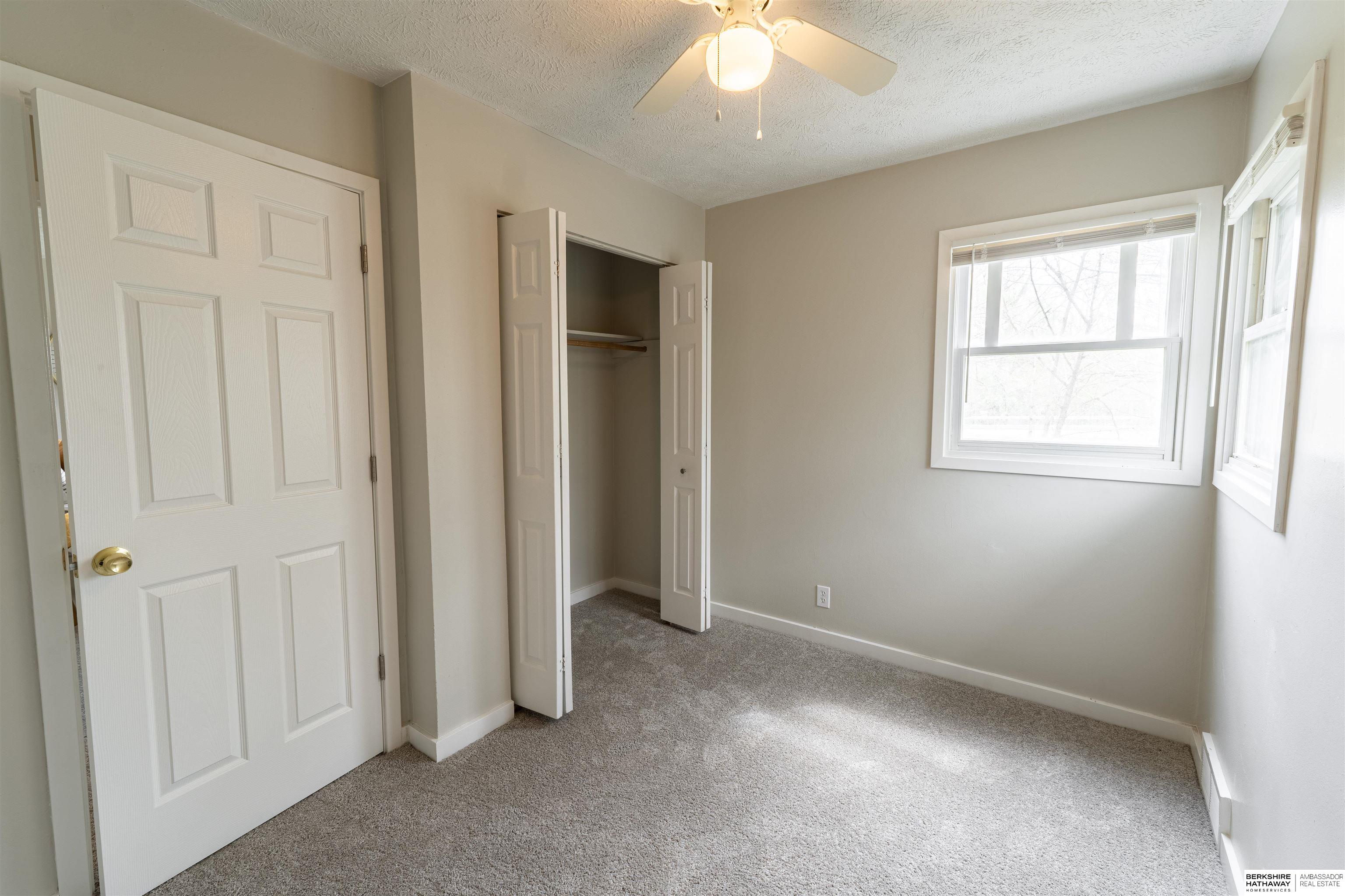 Omaha, Nebraska 68111, United States, 3 Bedrooms Bedrooms, ,1 BathroomBathrooms,Residential,Pending,115294