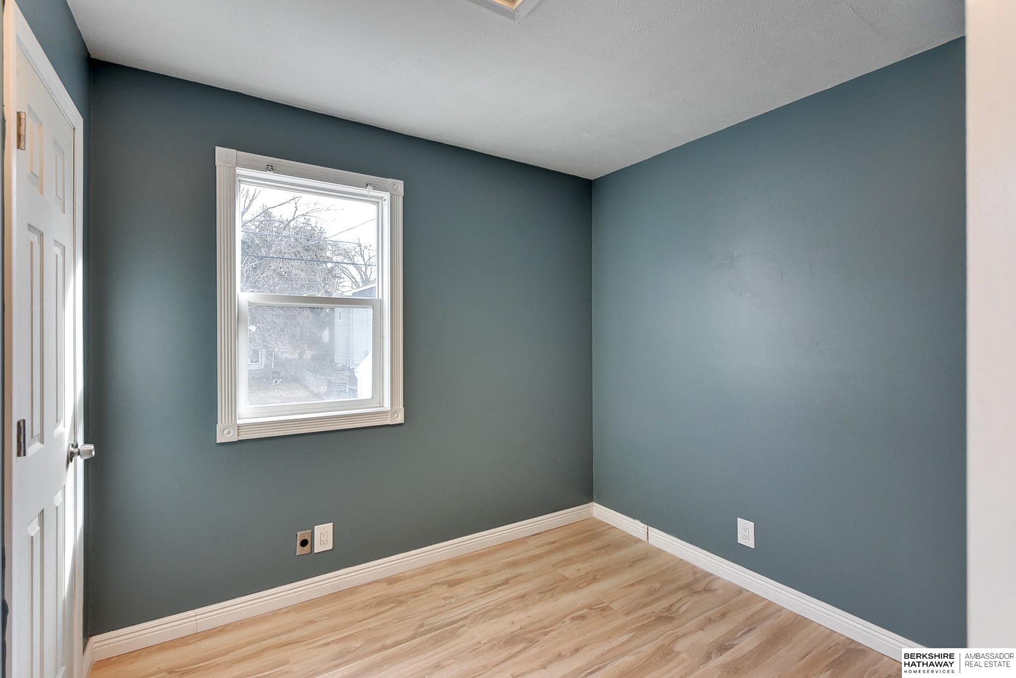 Louisville, Nebraska 68037, United States, 4 Bedrooms Bedrooms, ,4 BathroomsBathrooms,Residential,Pending,12961