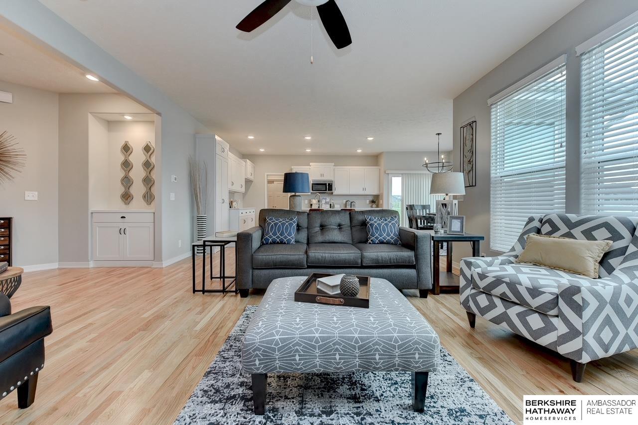 Elkhorn, Nebraska 68022, United States, 4 Bedrooms Bedrooms, ,3 BathroomsBathrooms,Residential,Active,51345