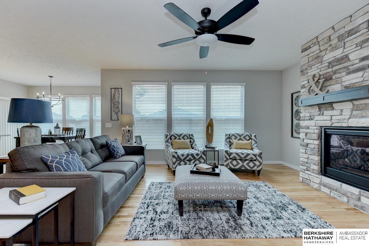 Elkhorn, Nebraska 68022, United States, 4 Bedrooms Bedrooms, ,3 BathroomsBathrooms,Residential,Active,51345