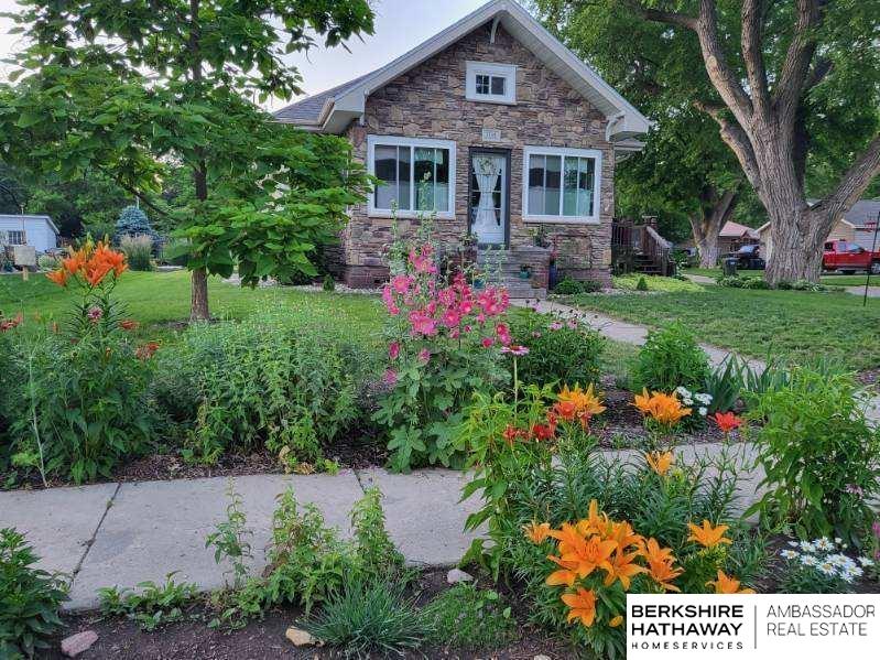 Wahoo, Nebraska 68066, United States, 3 Bedrooms Bedrooms, ,2 BathroomsBathrooms,Residential,Pending,111331