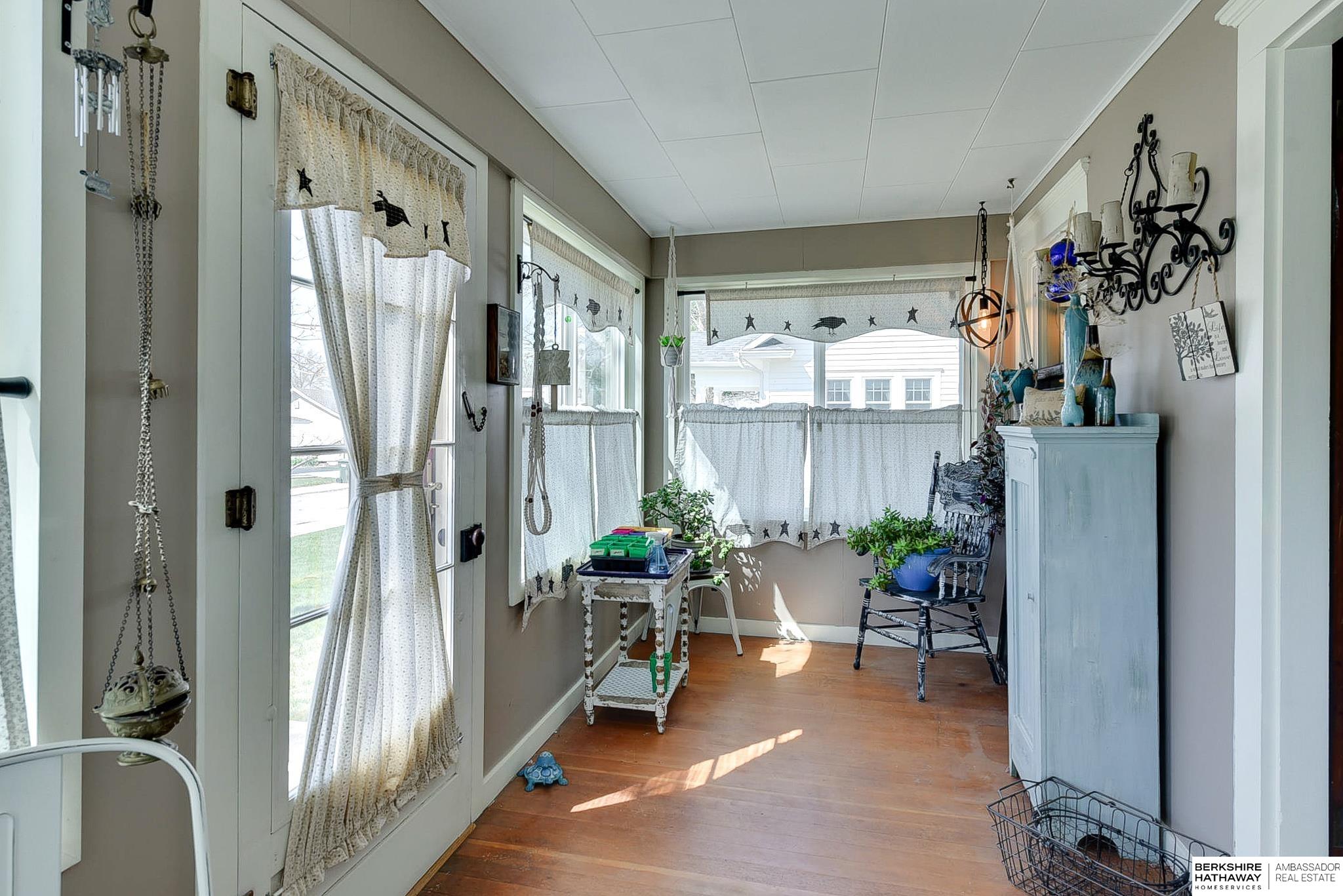 Wahoo, Nebraska 68066, United States, 3 Bedrooms Bedrooms, ,2 BathroomsBathrooms,Residential,Pending,111331