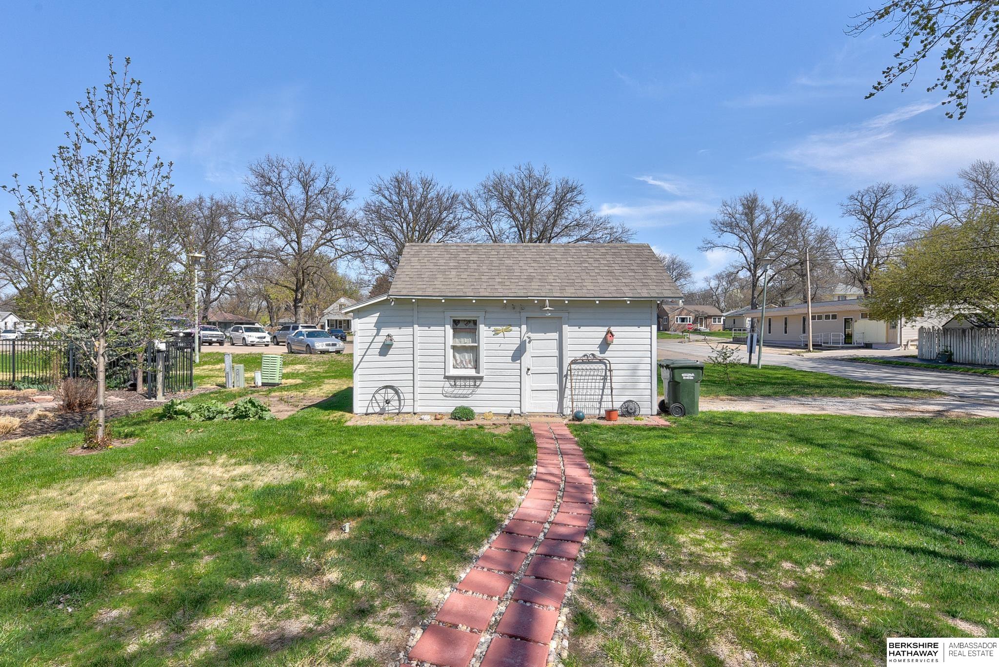 Wahoo, Nebraska 68066, United States, 3 Bedrooms Bedrooms, ,2 BathroomsBathrooms,Residential,Pending,111331