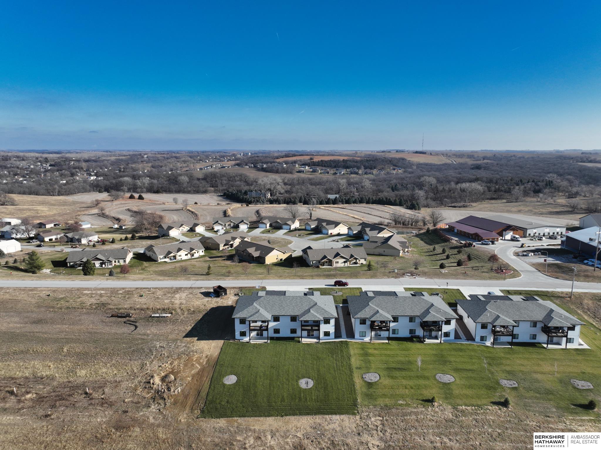 Louisville, Nebraska 68037, United States, 3 Bedrooms Bedrooms, ,3 BathroomsBathrooms,Residential,Pending,26059