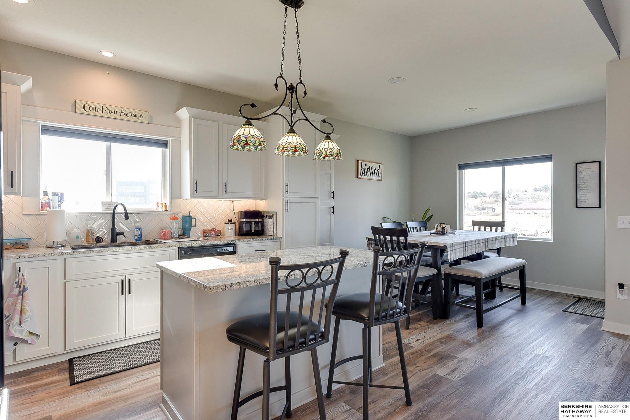 Louisville, Nebraska 68037, United States, 3 Bedrooms Bedrooms, ,3 BathroomsBathrooms,Residential,Pending,26059