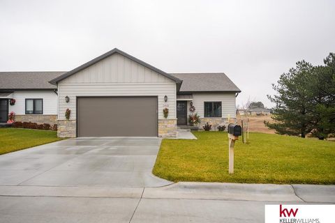 MLS: 22431513