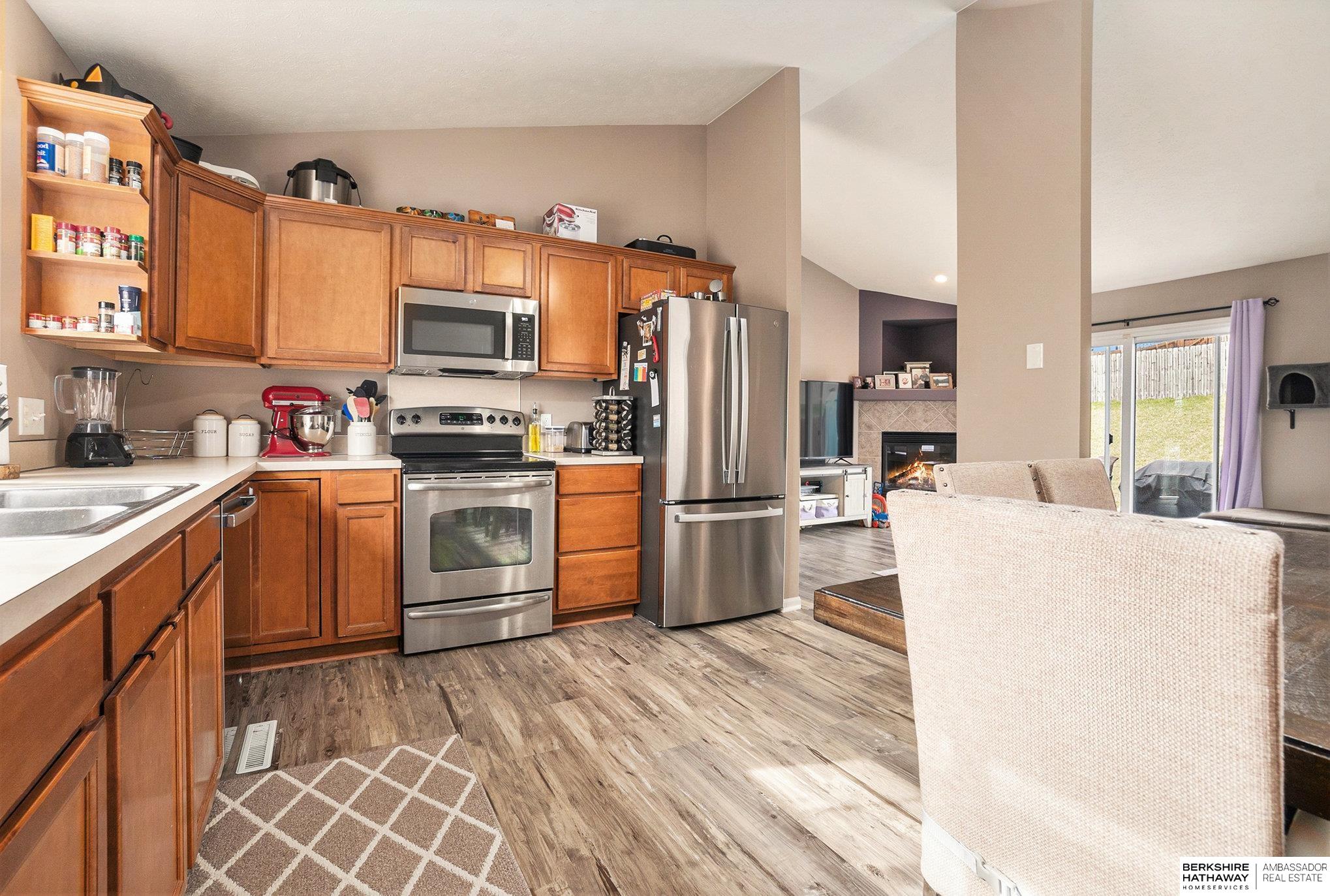 Omaha, Nebraska 68135, United States, 3 Bedrooms Bedrooms, ,2 BathroomsBathrooms,Residential,Active,94878