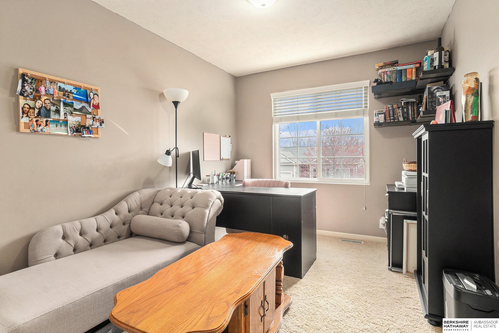 Omaha, Nebraska 68135, United States, 3 Bedrooms Bedrooms, ,2 BathroomsBathrooms,Residential,Active,94878