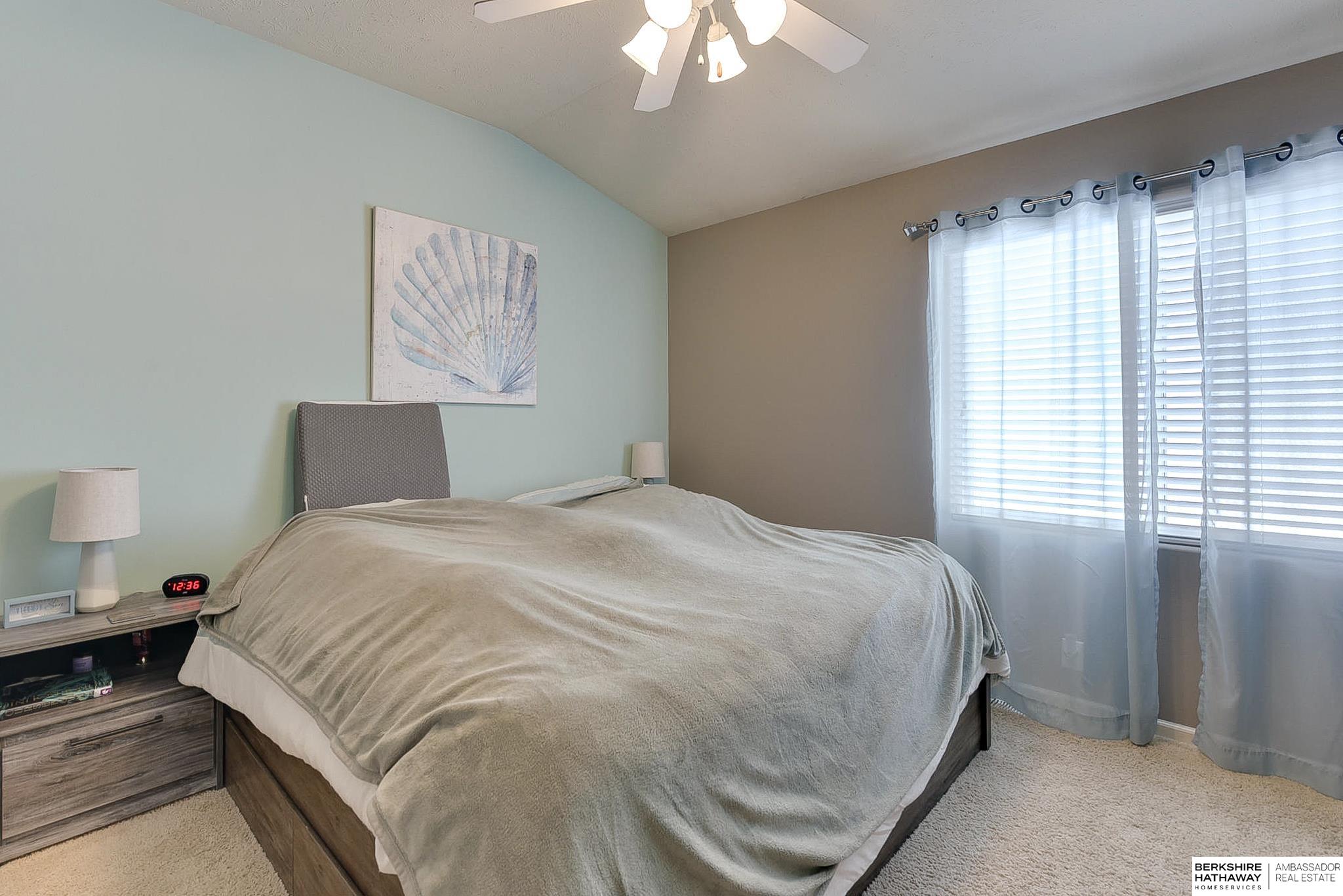 Omaha, Nebraska 68135, United States, 3 Bedrooms Bedrooms, ,2 BathroomsBathrooms,Residential,Active,94878