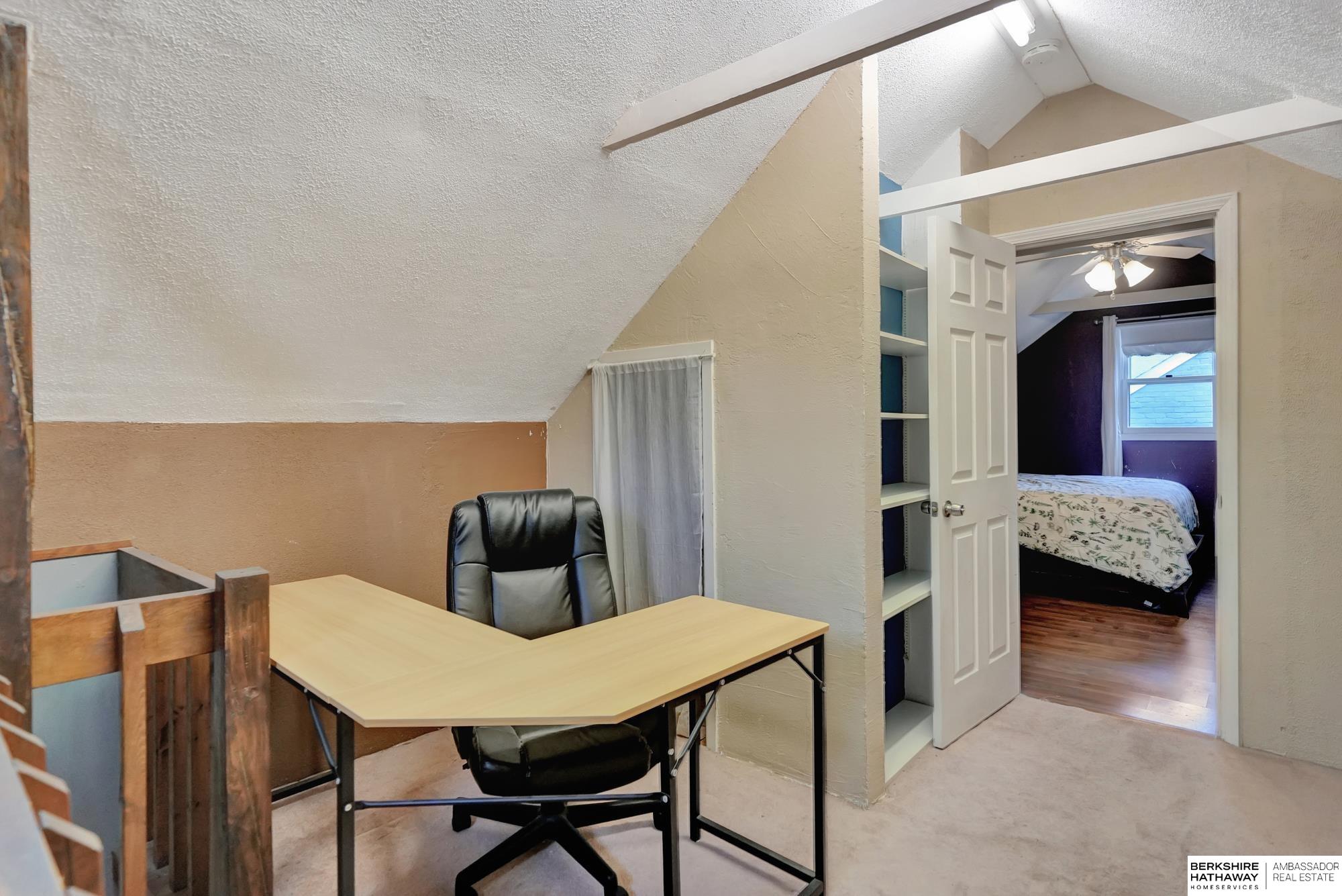 Lincoln, Nebraska 68502, United States, 3 Bedrooms Bedrooms, ,2 BathroomsBathrooms,Residential,Pending,14848