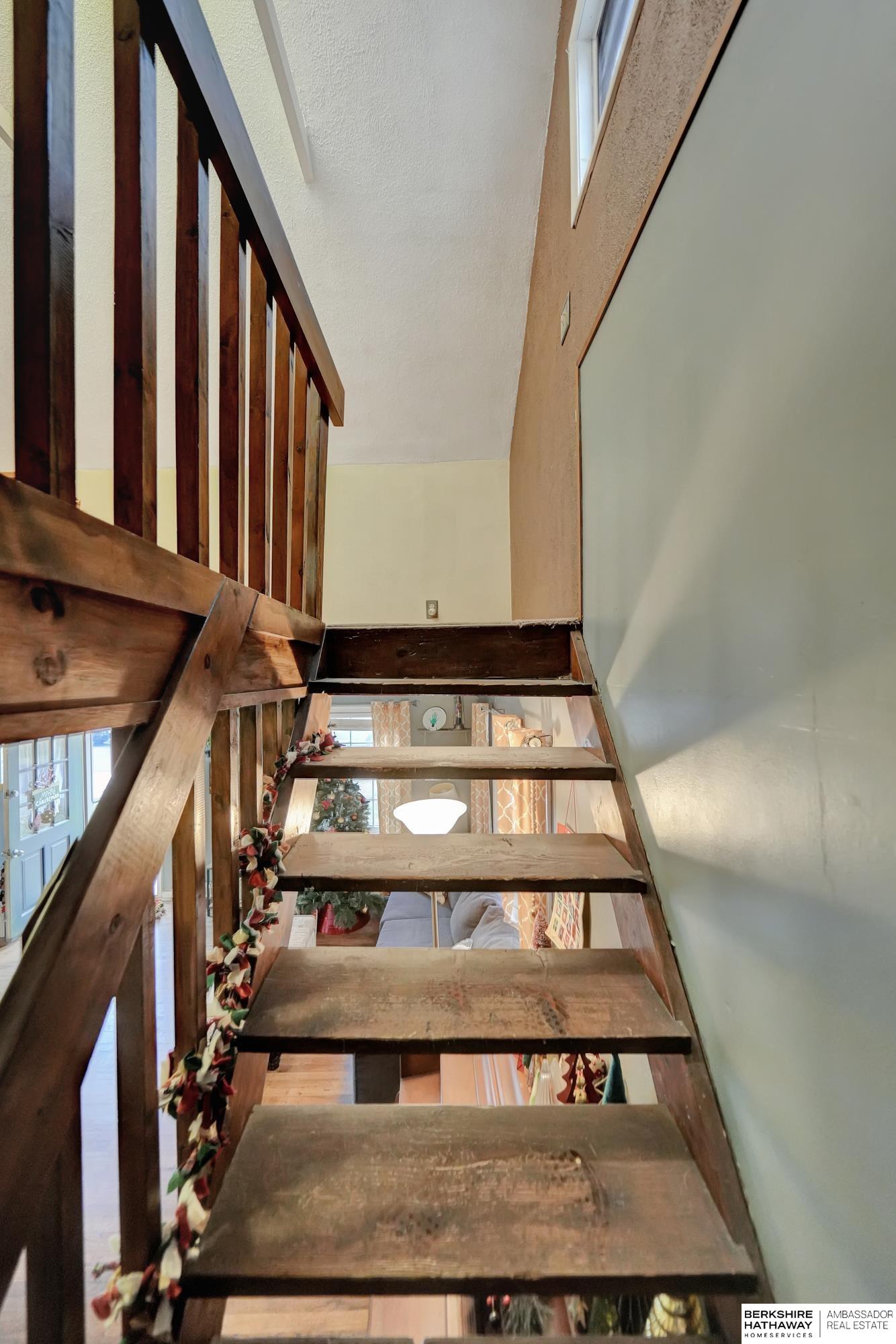 Lincoln, Nebraska 68502, United States, 3 Bedrooms Bedrooms, ,2 BathroomsBathrooms,Residential,Pending,14848