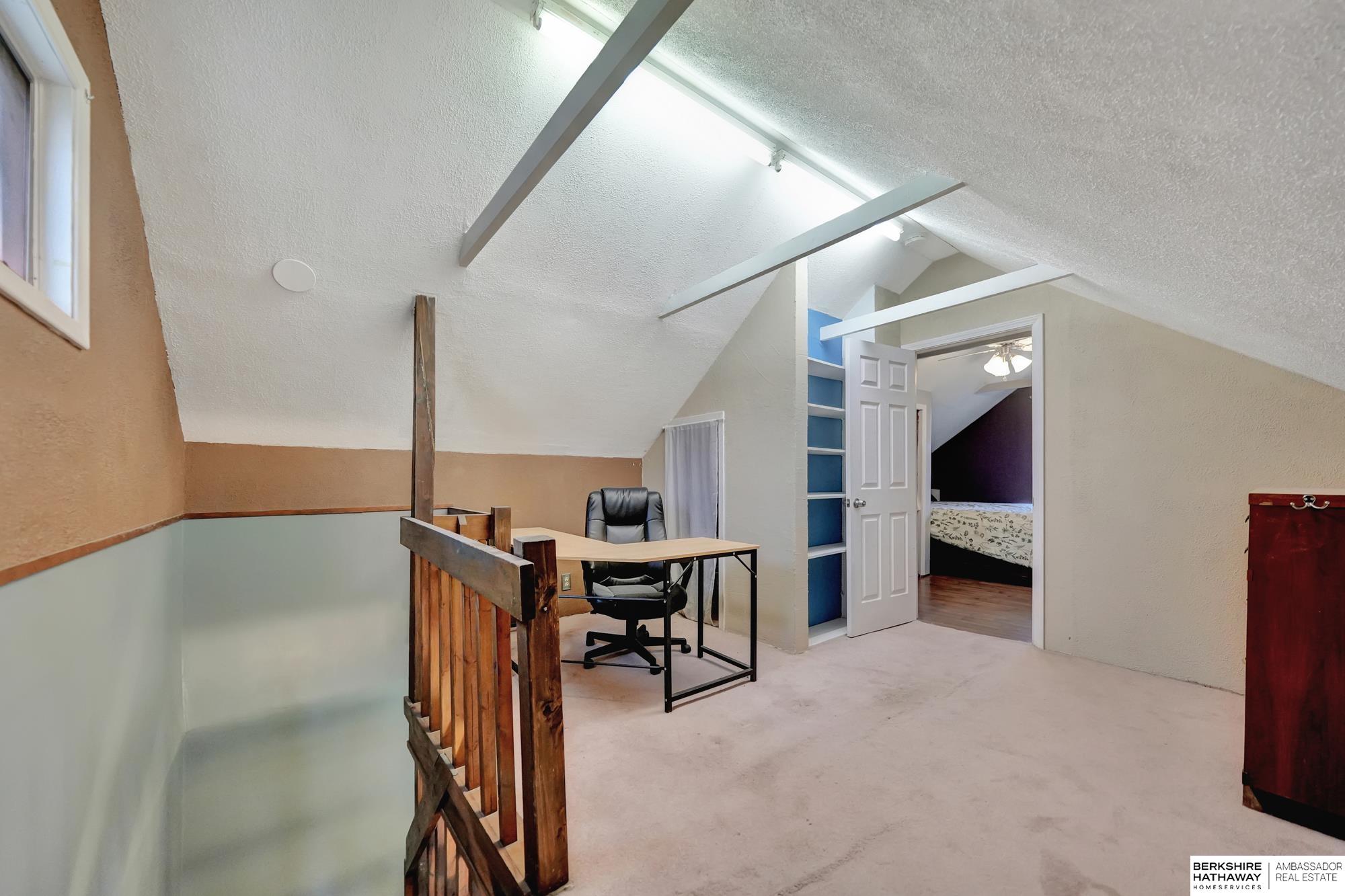 Lincoln, Nebraska 68502, United States, 3 Bedrooms Bedrooms, ,2 BathroomsBathrooms,Residential,Pending,14848