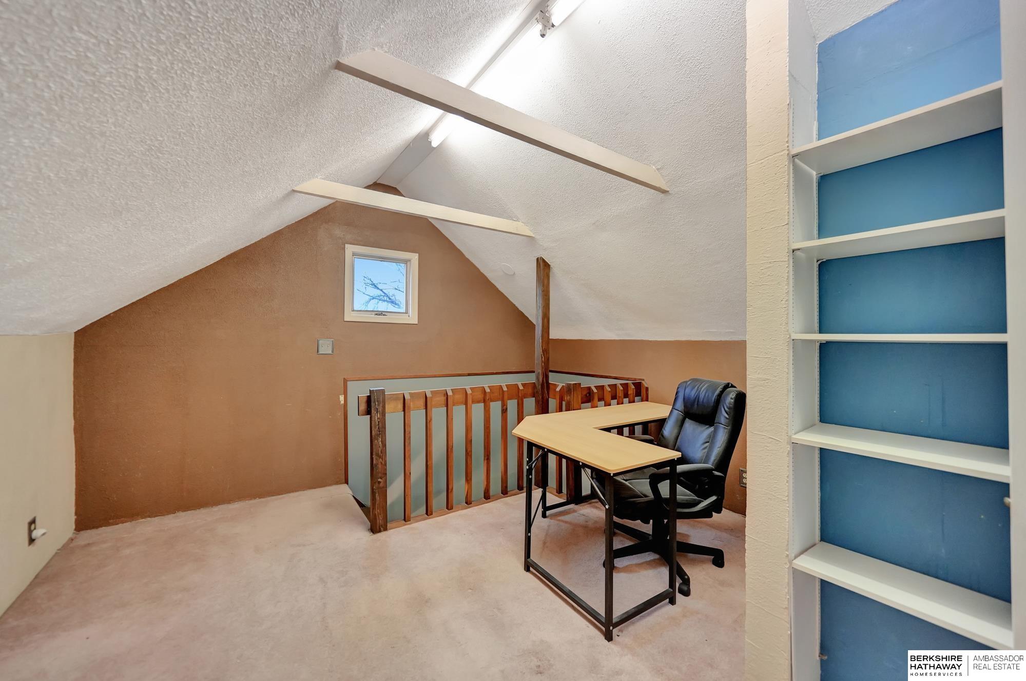 Lincoln, Nebraska 68502, United States, 3 Bedrooms Bedrooms, ,2 BathroomsBathrooms,Residential,Pending,14848