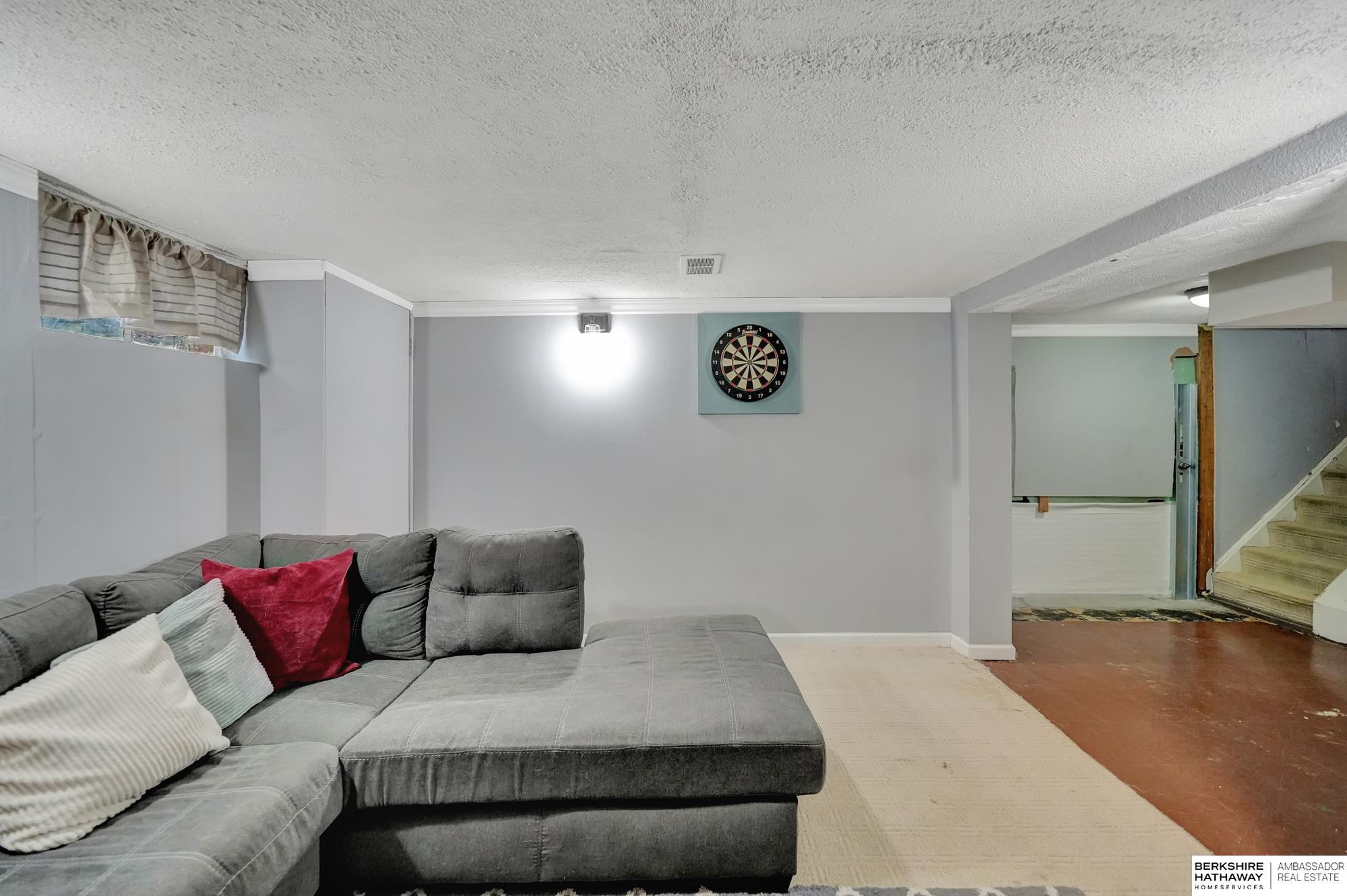 Lincoln, Nebraska 68502, United States, 3 Bedrooms Bedrooms, ,2 BathroomsBathrooms,Residential,Pending,14848