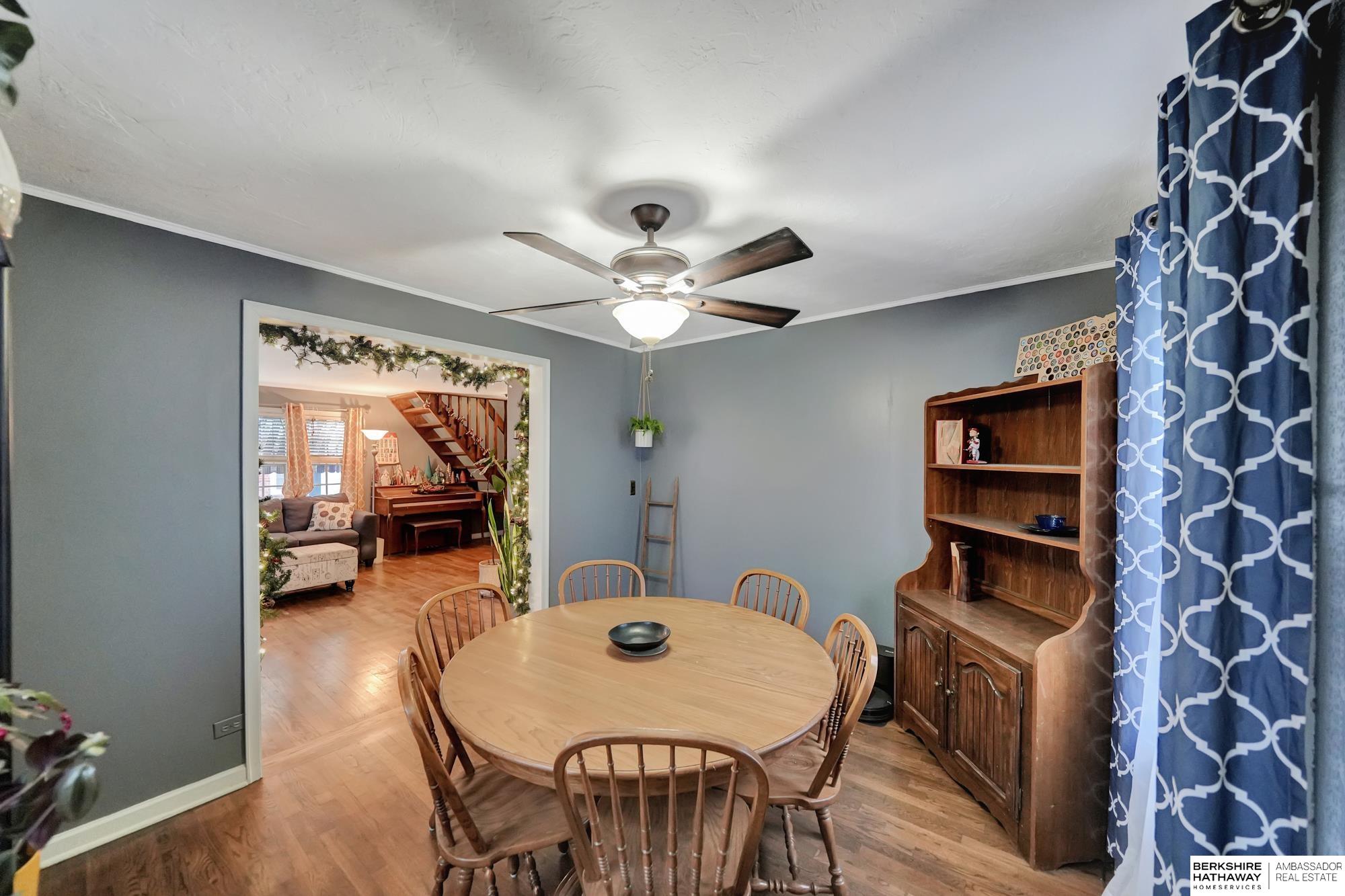 Lincoln, Nebraska 68502, United States, 3 Bedrooms Bedrooms, ,2 BathroomsBathrooms,Residential,Pending,14848