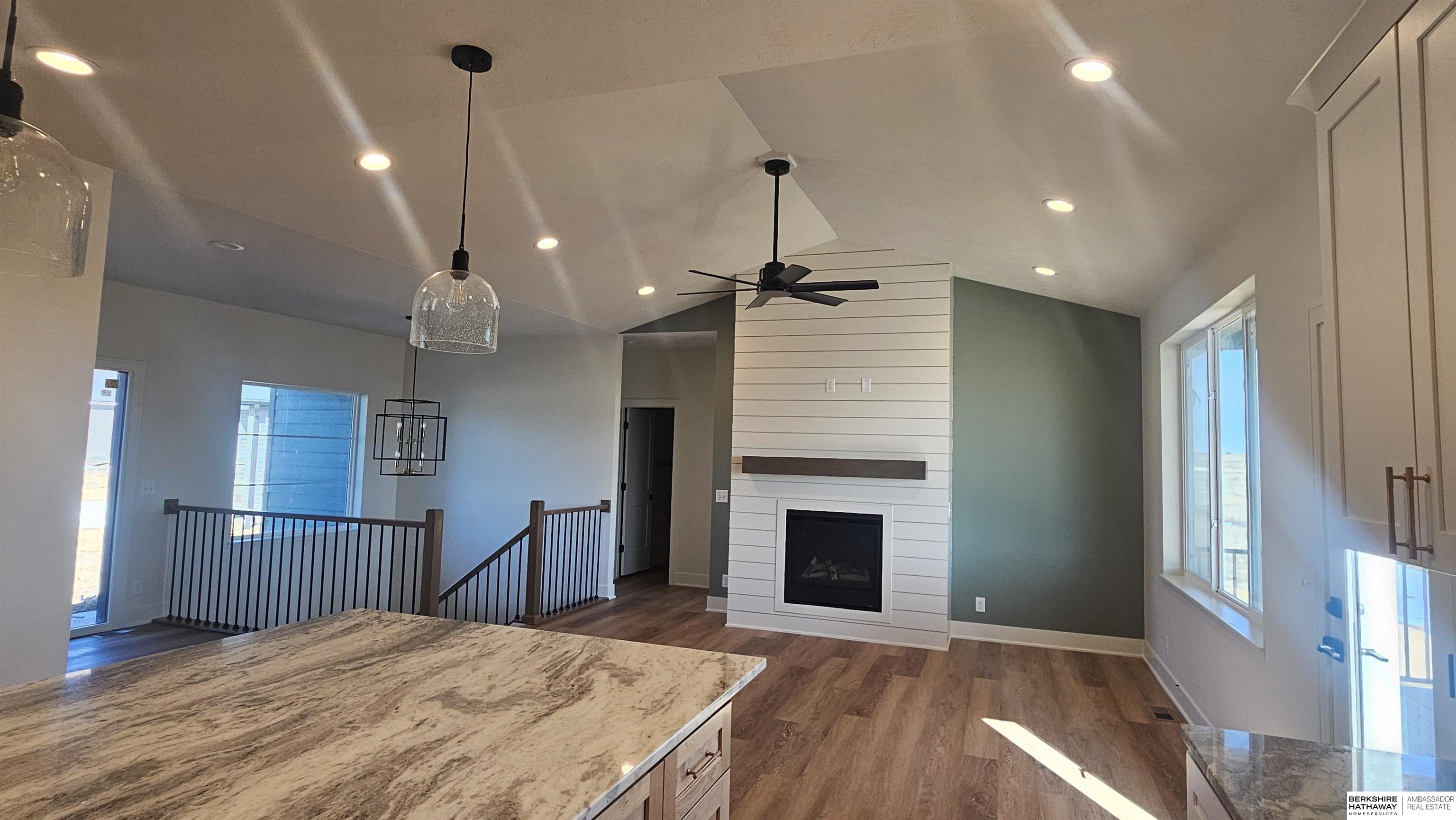 Wahoo, Nebraska 68066, United States, 6 Bedrooms Bedrooms, ,4 BathroomsBathrooms,Residential,Pending,86665