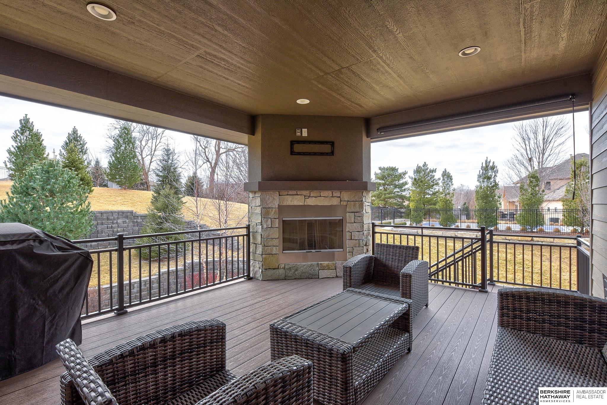 Elkhorn, Nebraska 68022, United States, 5 Bedrooms Bedrooms, ,5 BathroomsBathrooms,Residential,Active,91994