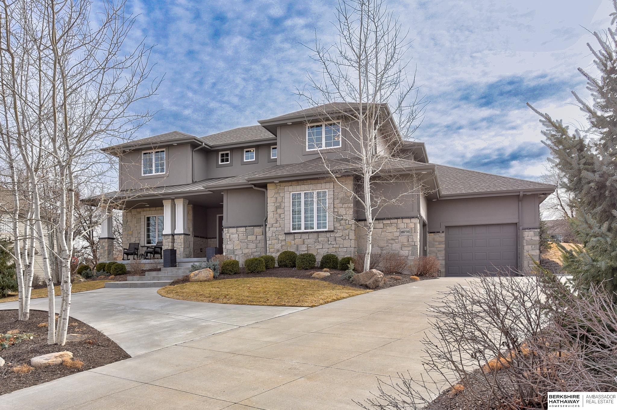 Elkhorn, Nebraska 68022, United States, 5 Bedrooms Bedrooms, ,5 BathroomsBathrooms,Residential,Active,91994